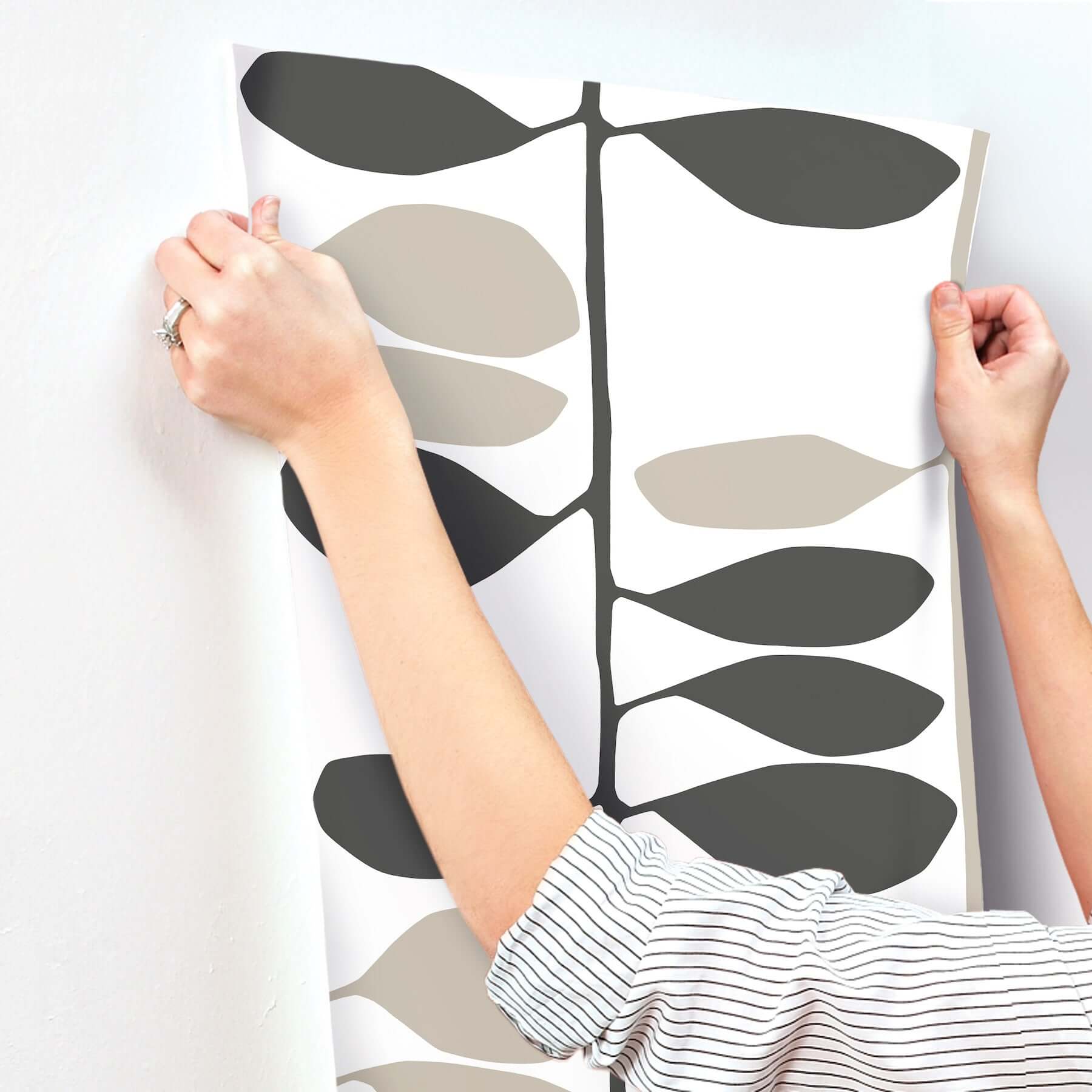 sculpted-vines-carbon-linen-wallpaper-york-wallcoverings-zm2804 - York Wallcoverings Wallpaper