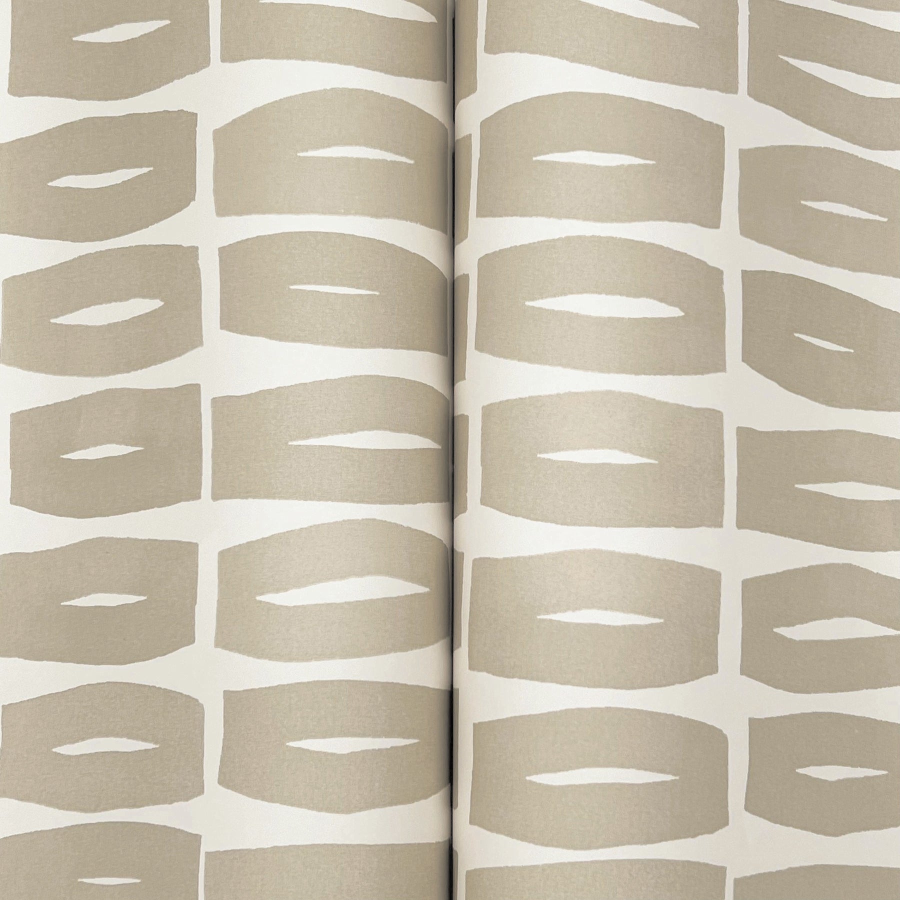 modernist-motif-wallpaper-linseed-oil-york-wallcoverings-zm2864