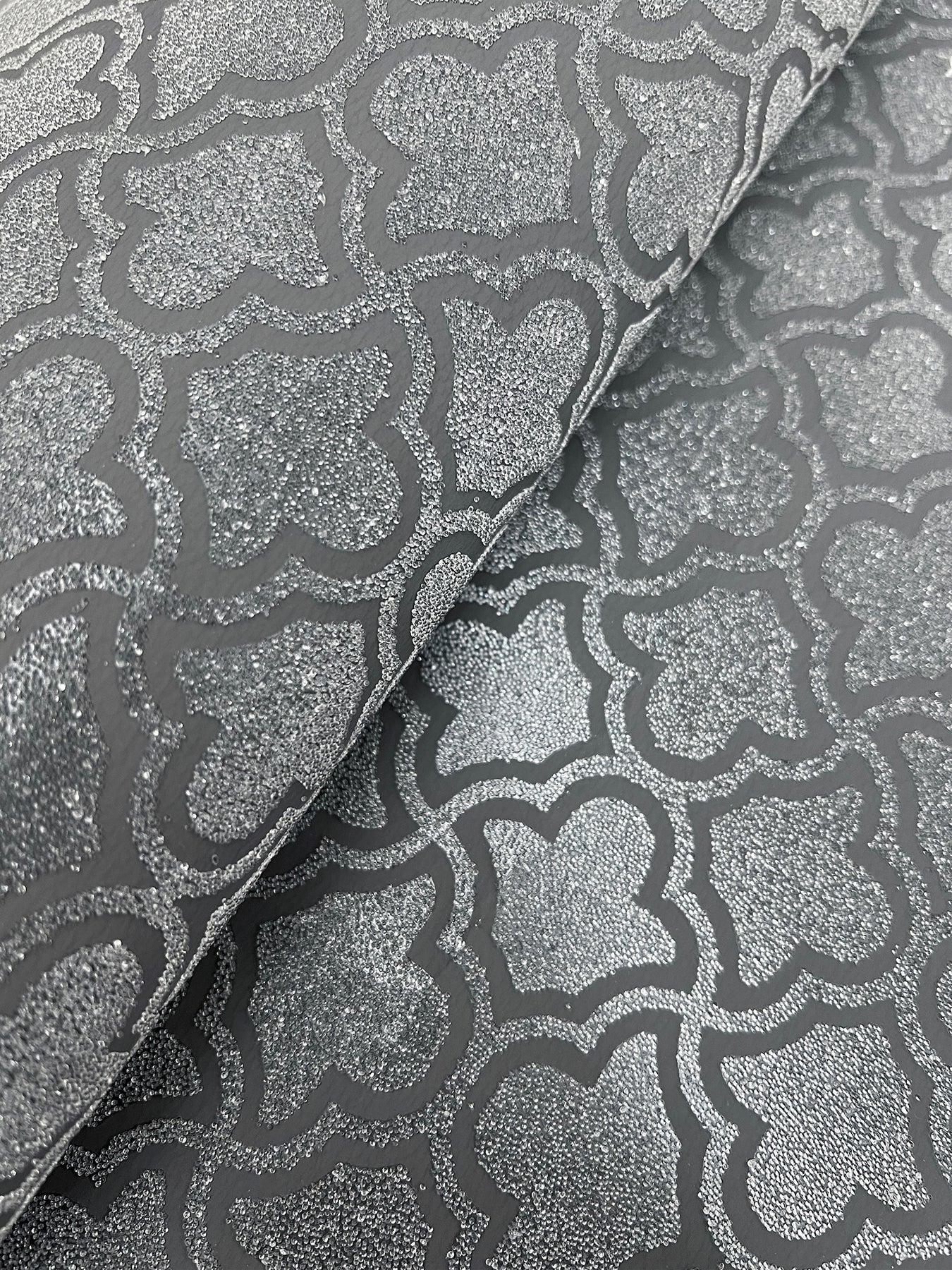 uptown-glam-wallpaper-charcoal-york-wallcoverings-df3338