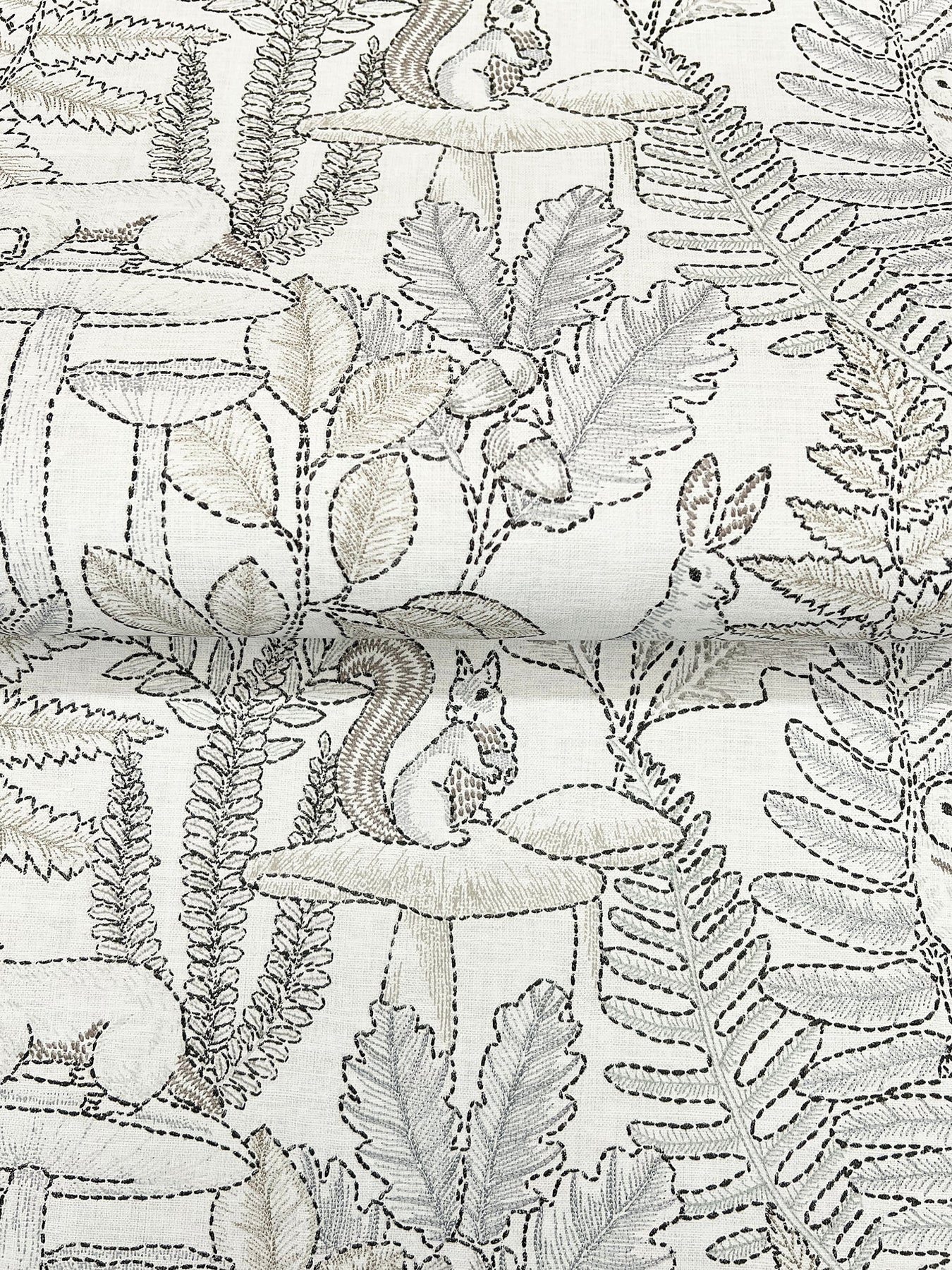 holt-neutral-woodland-wallpaper-york-wallcoverings-4169-83103