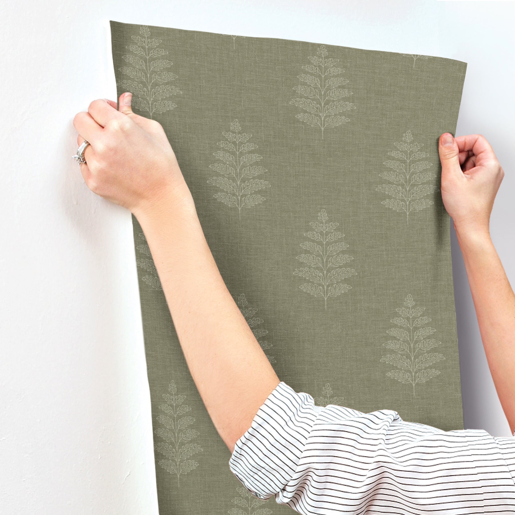 frond-dark-green-leaf-wallpaper-york-wallcoverings-4169-83126