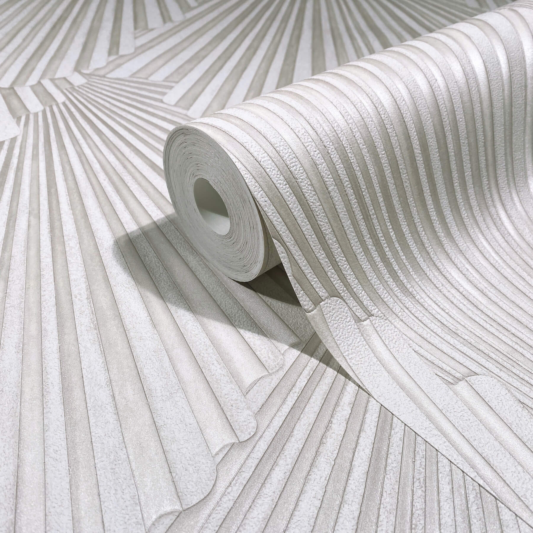 lumiere-champagne-deco-geo-wallpaper-york-wallcoverings-ma35847 - York Wallcoverings Wallpaper