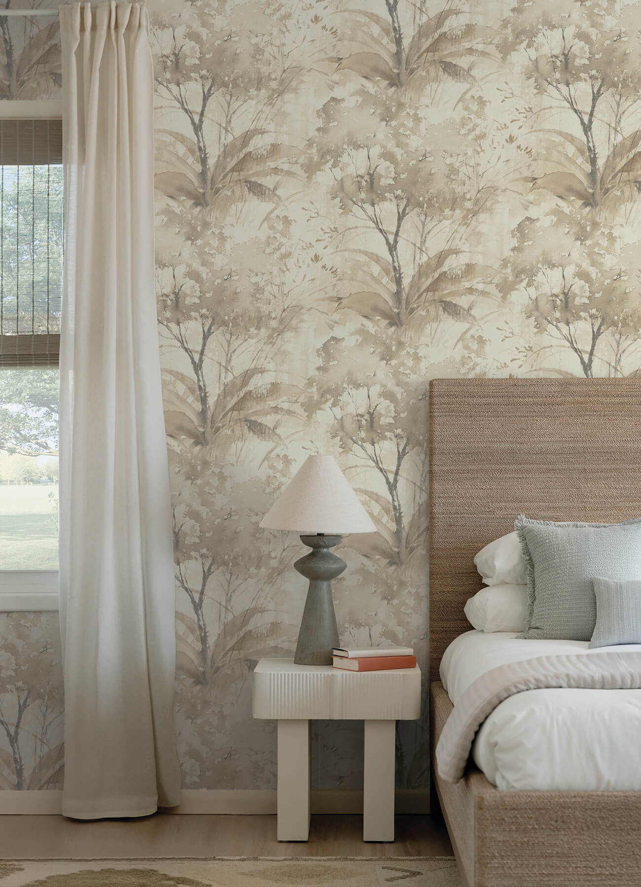 mistwood-coffee-forest-wallpaper-york-wallcoverings-4177-27750 - York Wallcoverings Papel pintado