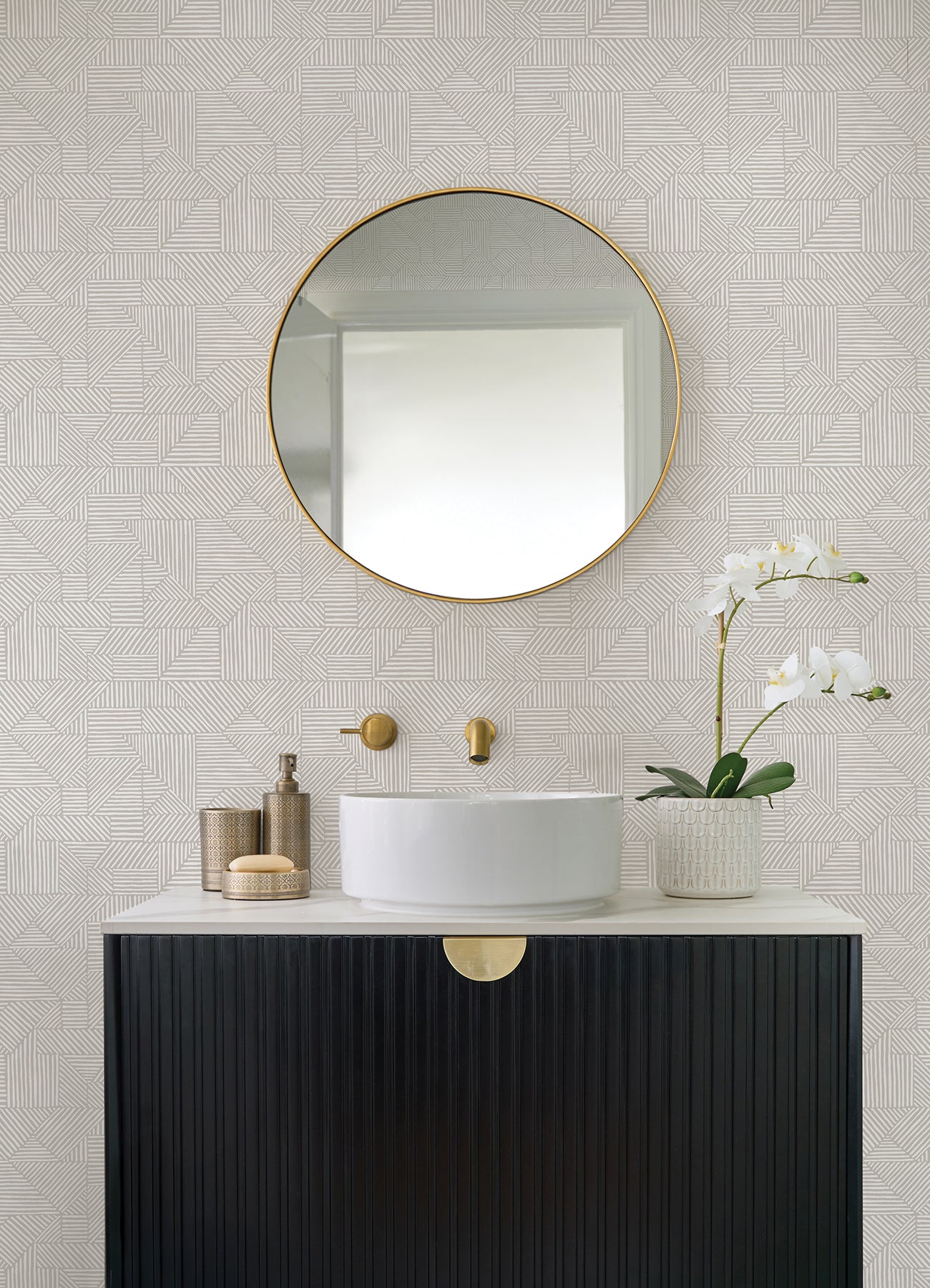 crescendo-silver-block-geometric-wallpaper-york-wallcoverings-4177-83300