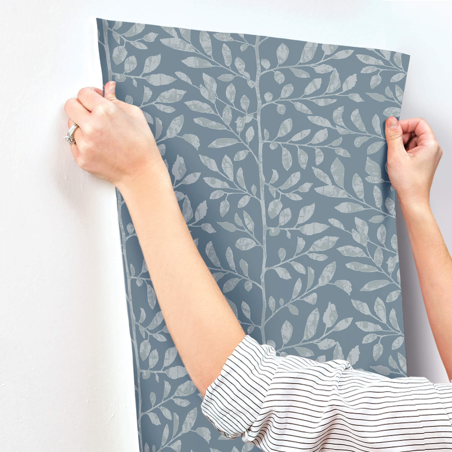 sagecrest-blue-sapling-wallpaper-york-wallcoverings-4177-83309 - York Wallcoverings Papel pintado