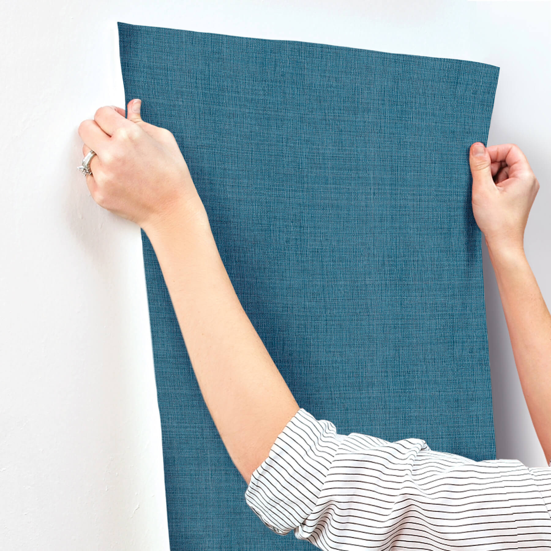 alba-dark-blue-open-weave-wallpaper-york-wallcoverings-4193-7414 - York Wallcoverings Wallpaper