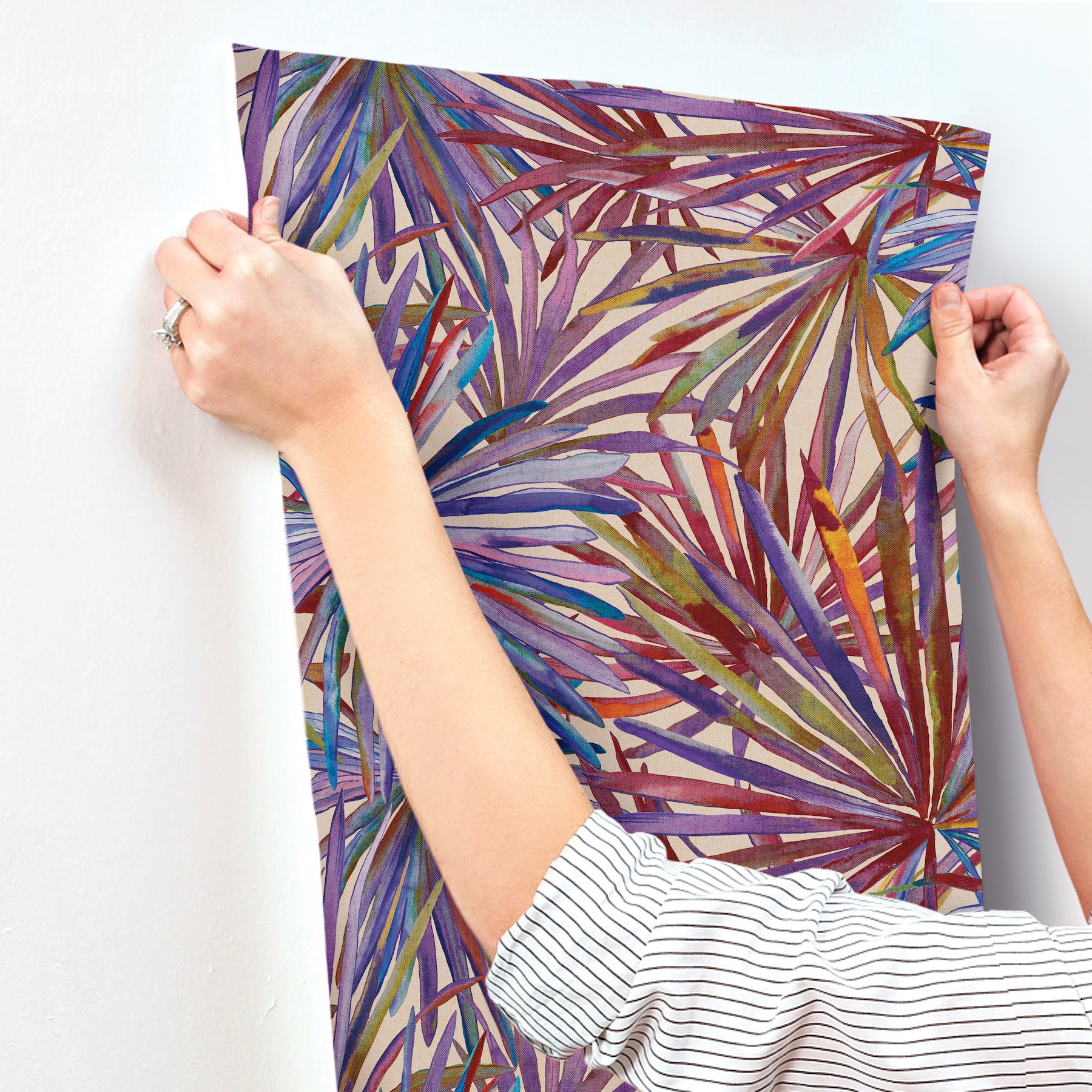 corifa-purple-palm-leaf-wallpaper-york-wallcoverings-4193-7452