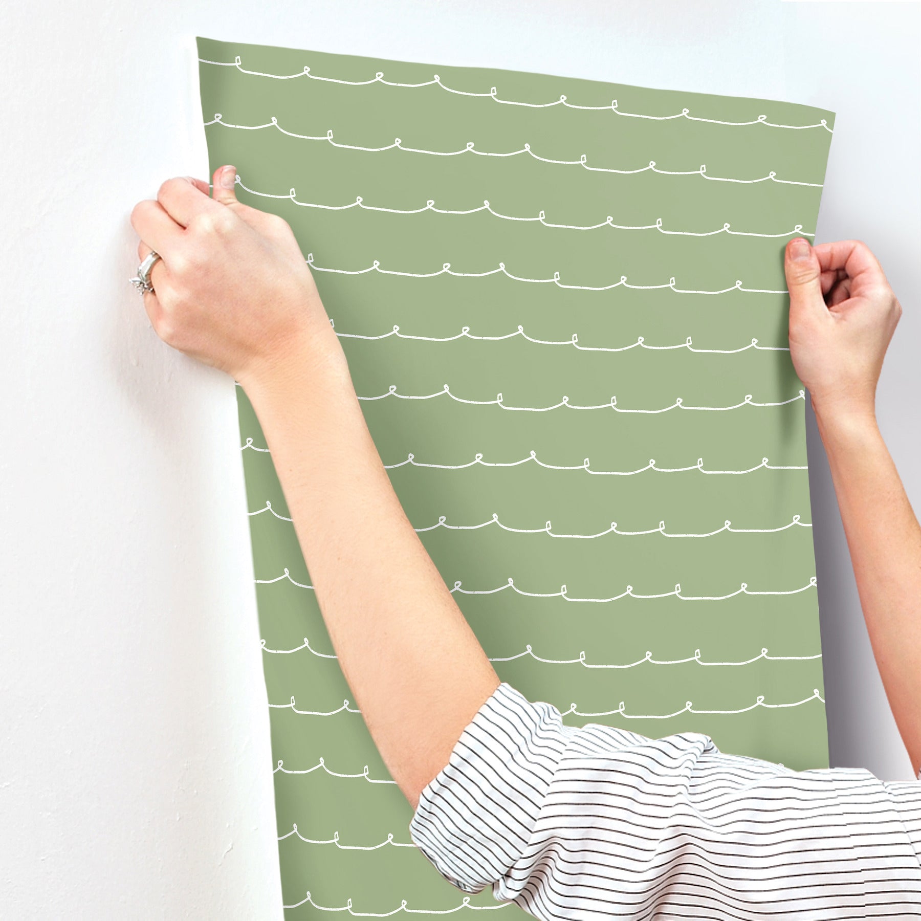 wiggle-line-green-stripe-wallpaper-york-wallcoverings-4203-27571 - York Wallcoverings Wallpaper
