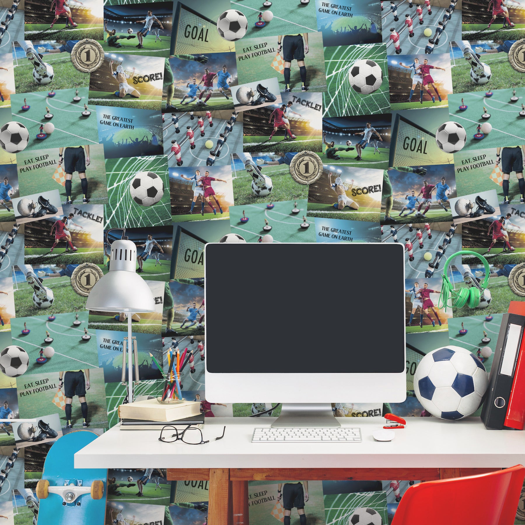 football-fan-multicolor-soccer-wallpaper-york-wallcoverings-4203-27591 - York Wallcoverings Papel pintado