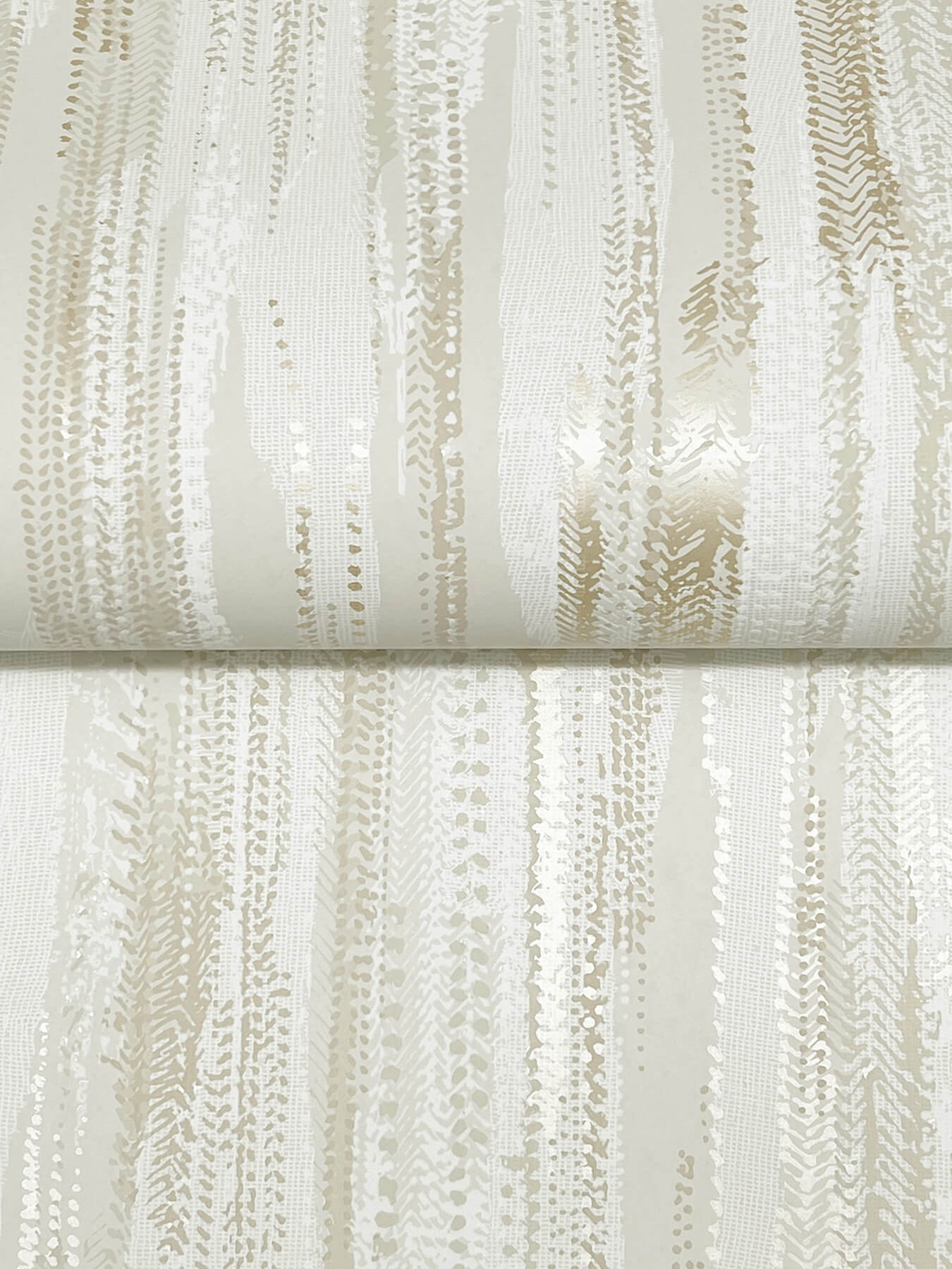 tribeca-gold-texture-stripe-wallpaper-york-wallcoverings-vr1527 - York Wallcoverings Wallpaper
