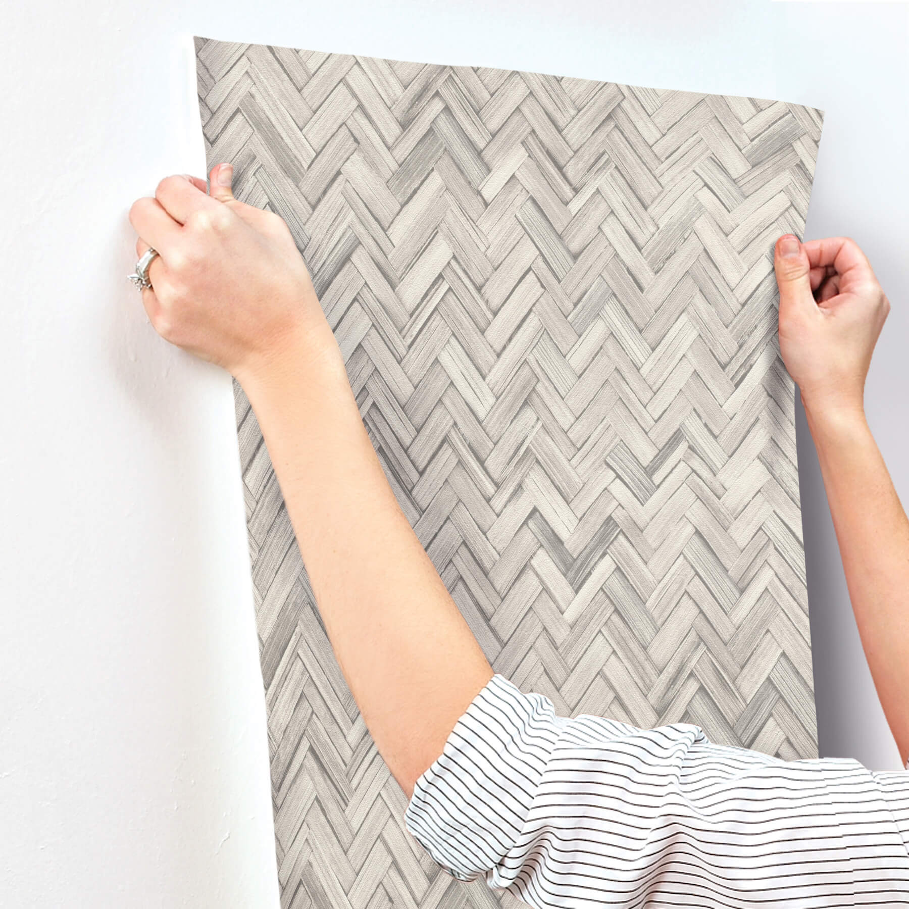 ellery-light-grey-herringbone-wallpaper-york-wallcoverings-4202-410365 - York Wallcoverings Papel pintado