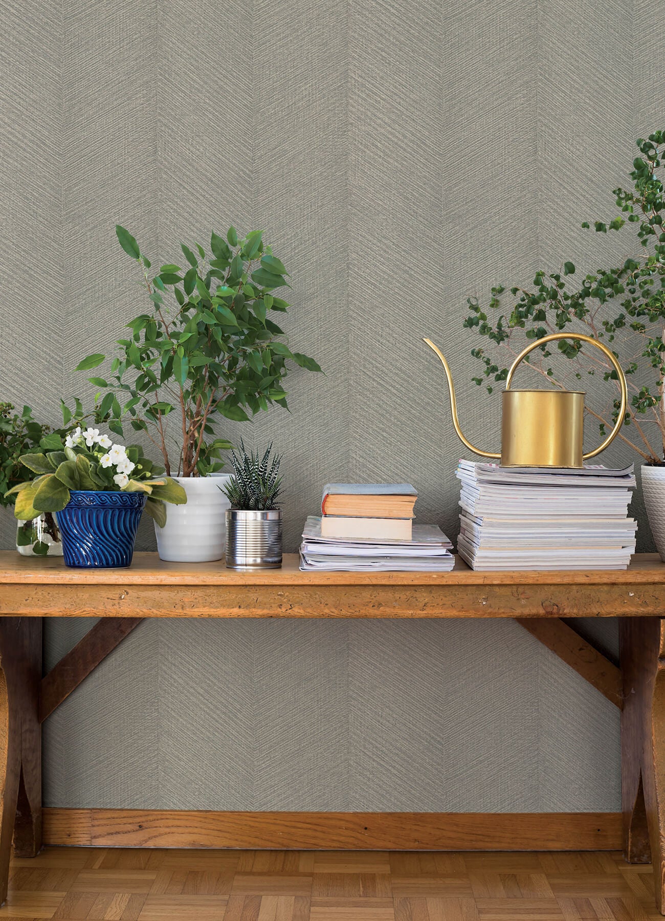 ione-grey-textured-chevron-wallpaper-york-wallcoverings-4202-720358 - York Wallcoverings Papel pintado