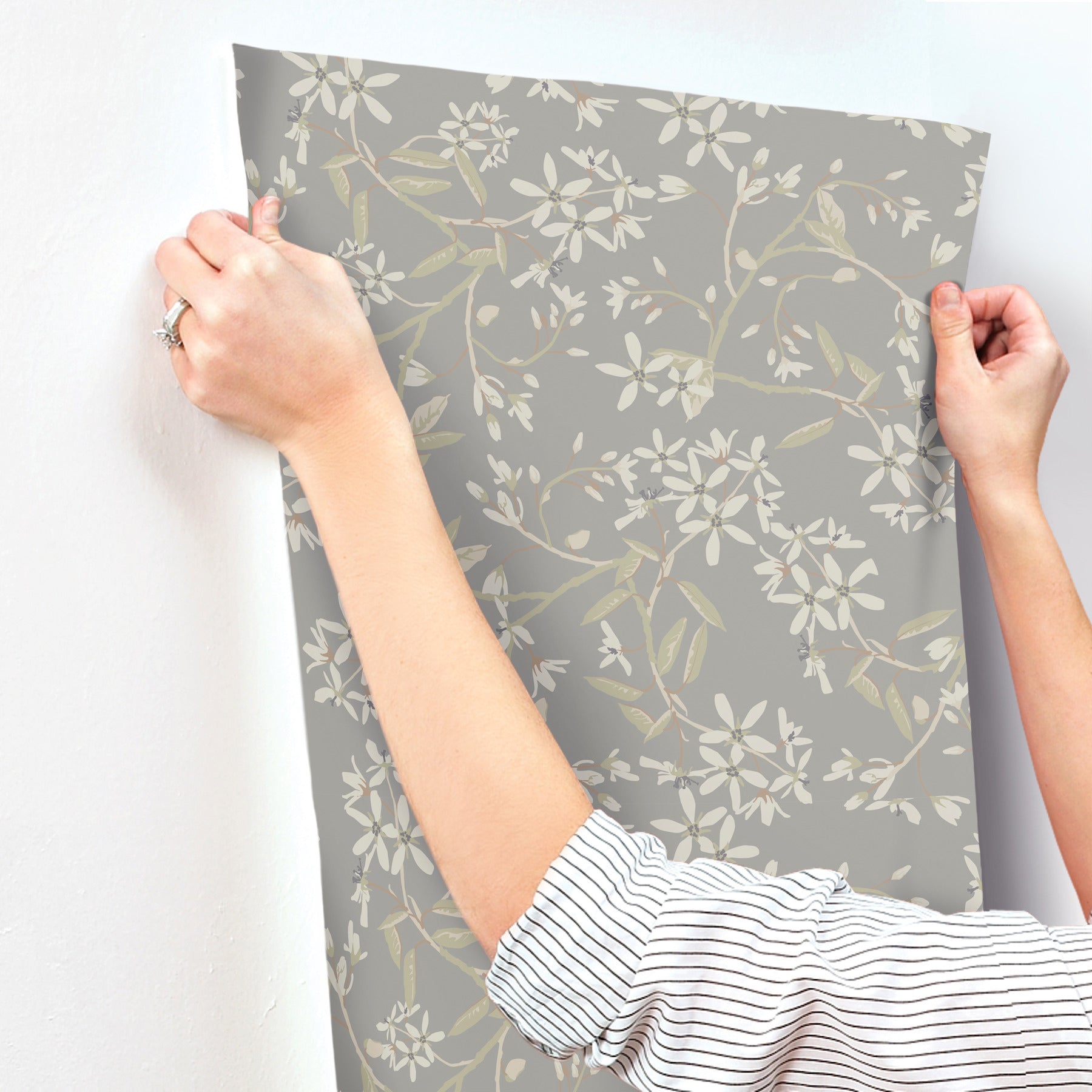 paradis-slate-bouquet-toss-wallpaper-york-wallcoverings-4201-20114