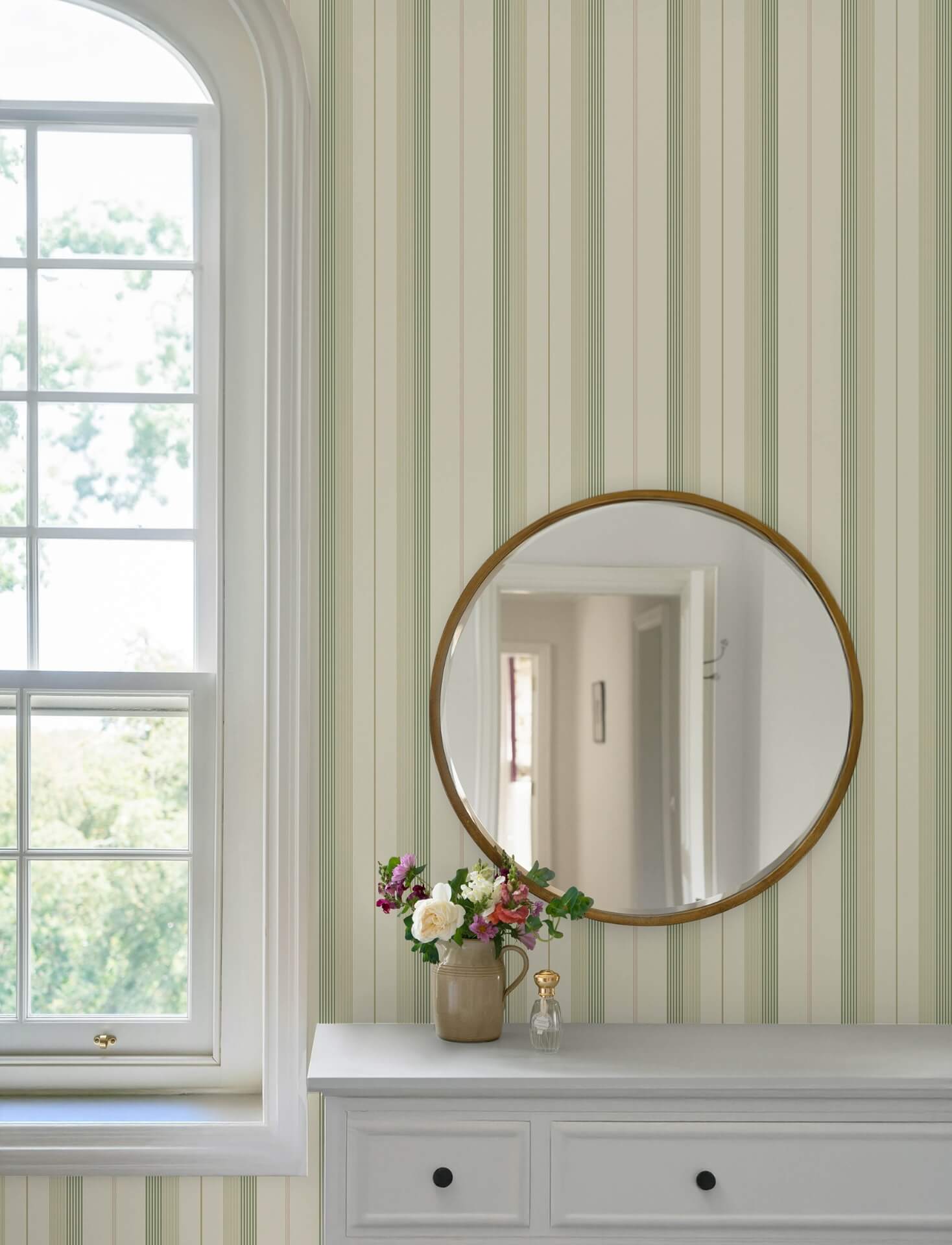 herrgrd-green-stripe-wallpaper-york-wallcoverings-4201-20117 - York Wallcoverings Wallpaper