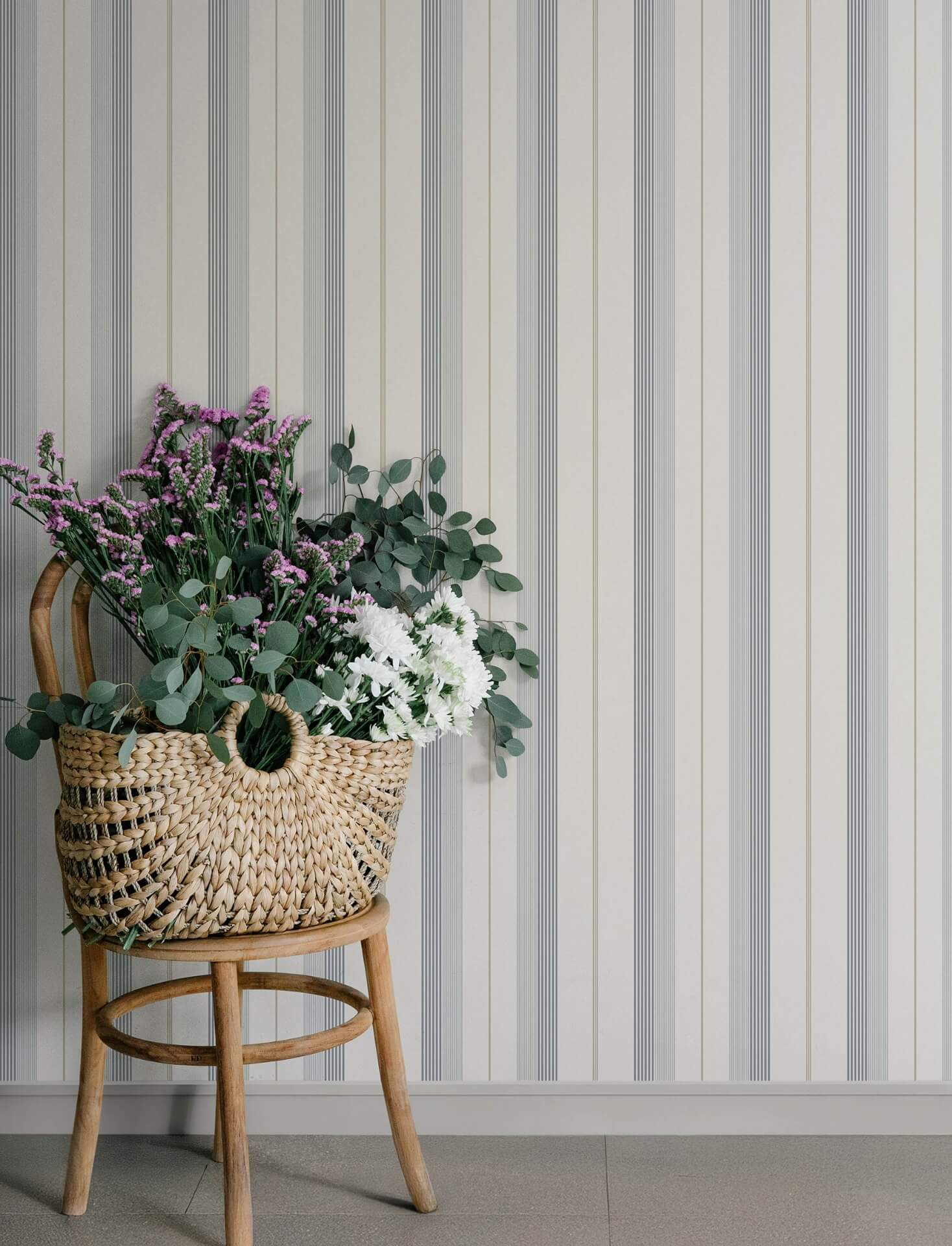 herrgrd-light-blue-stripe-wallpaper-york-wallcoverings-4201-20119 - York Wallcoverings Papel pintado