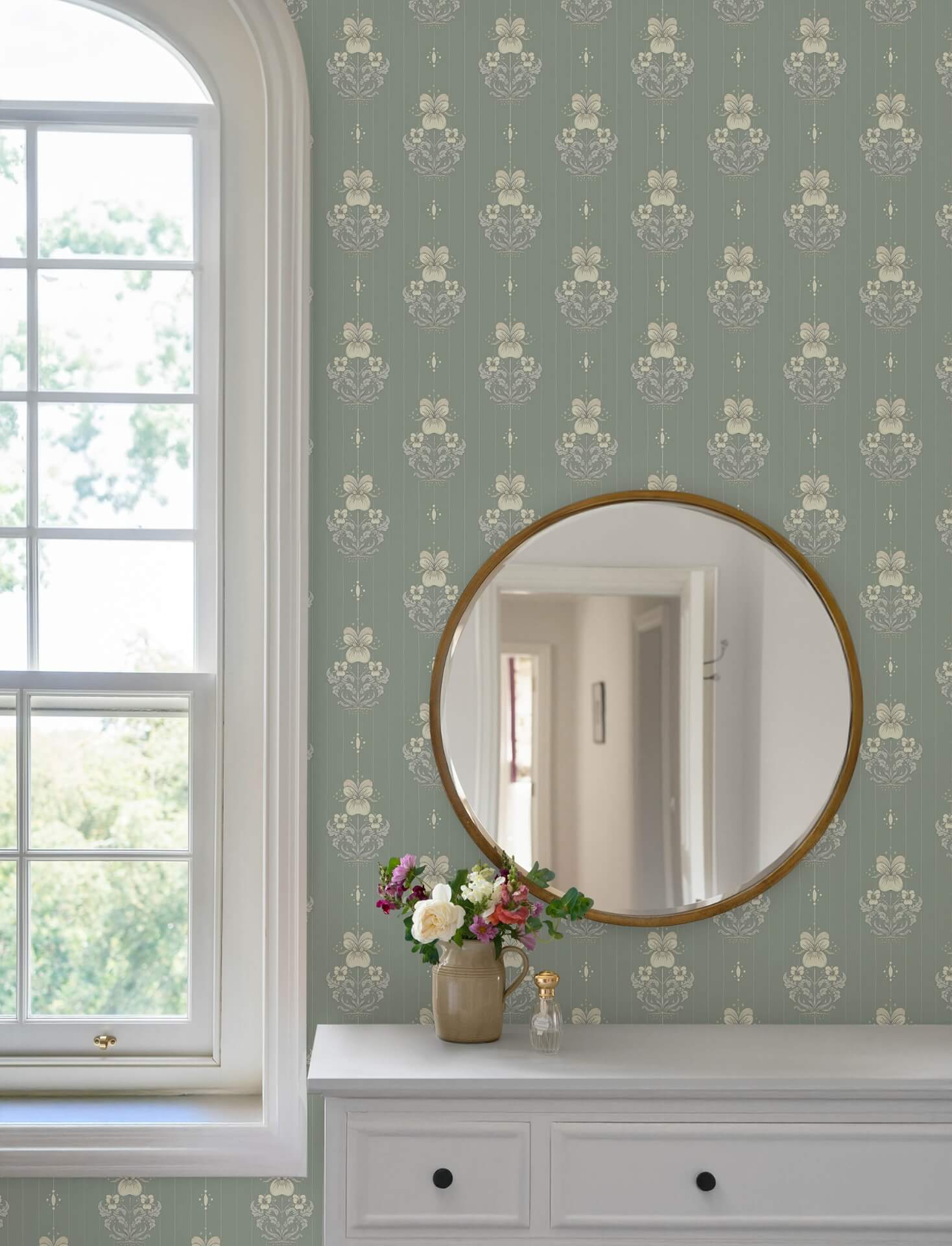 gullvie-seafoam-pansies-wallpaper-york-wallcoverings-4201-48007 - York Wallcoverings Papel pintado
