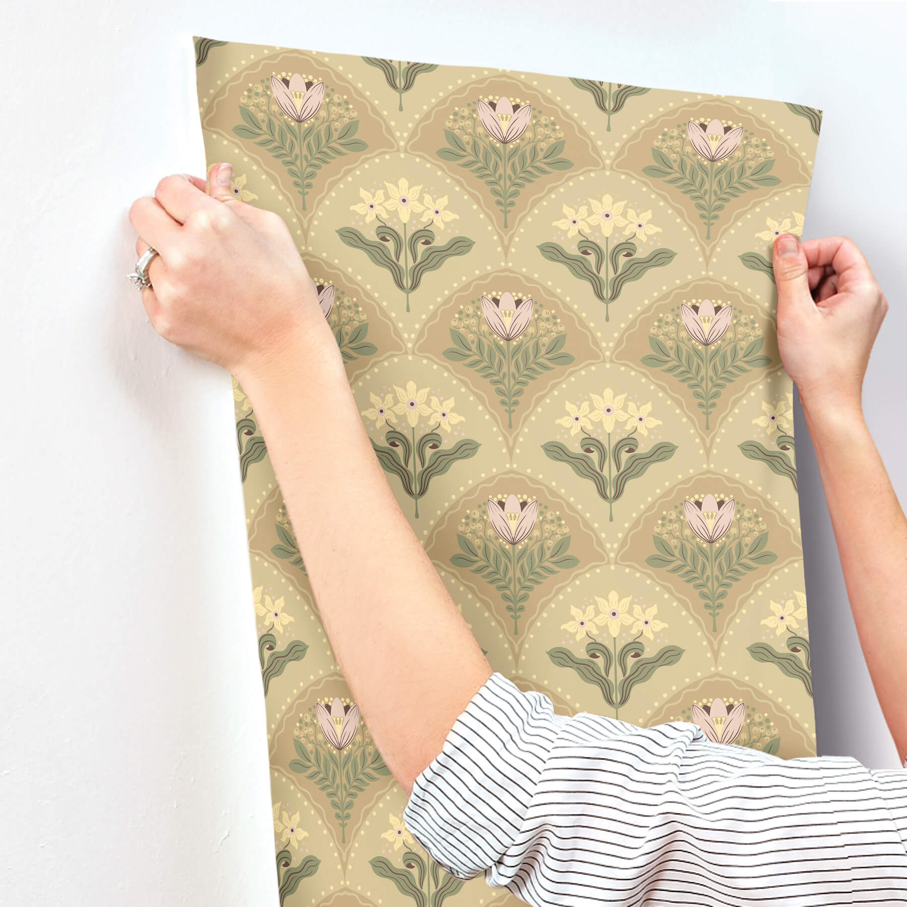 maj-light-brown-floral-damask-wallpaper-york-wallcoverings-4201-48015 - York Wallcoverings Papel pintado