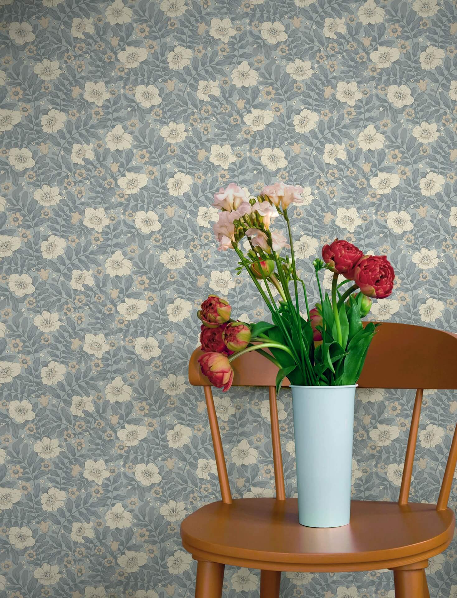 maggan-blue-floral-trail-wallpaper-york-wallcoverings-4201-48023 - York Wallcoverings Papel pintado