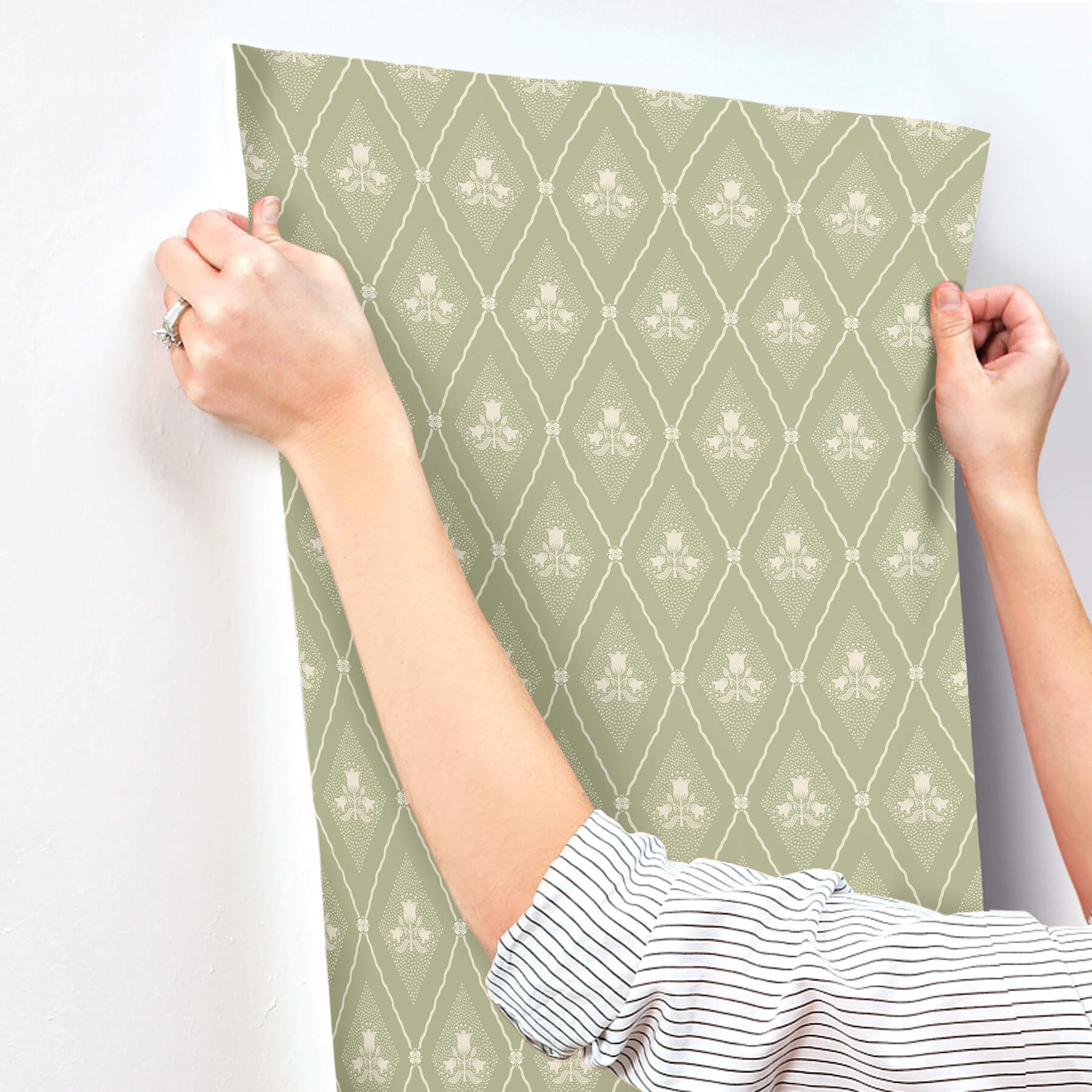 alma-moss-diamond-floral-wallpaper-york-wallcoverings-4201-48030 - York Wallcoverings Papel pintado
