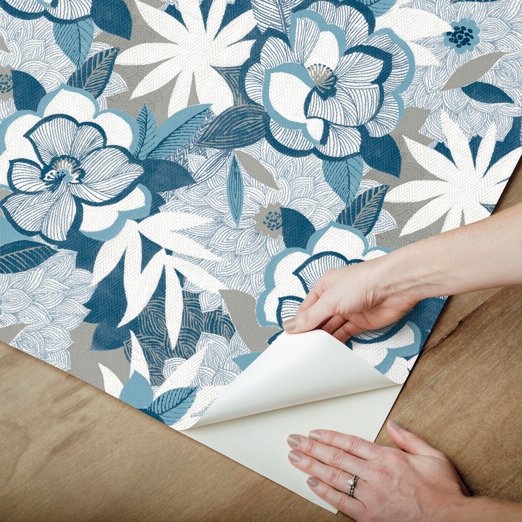 fantasium-blue-floral-peel-stick-wallpaper-york-wallcoverings-psw1699rl