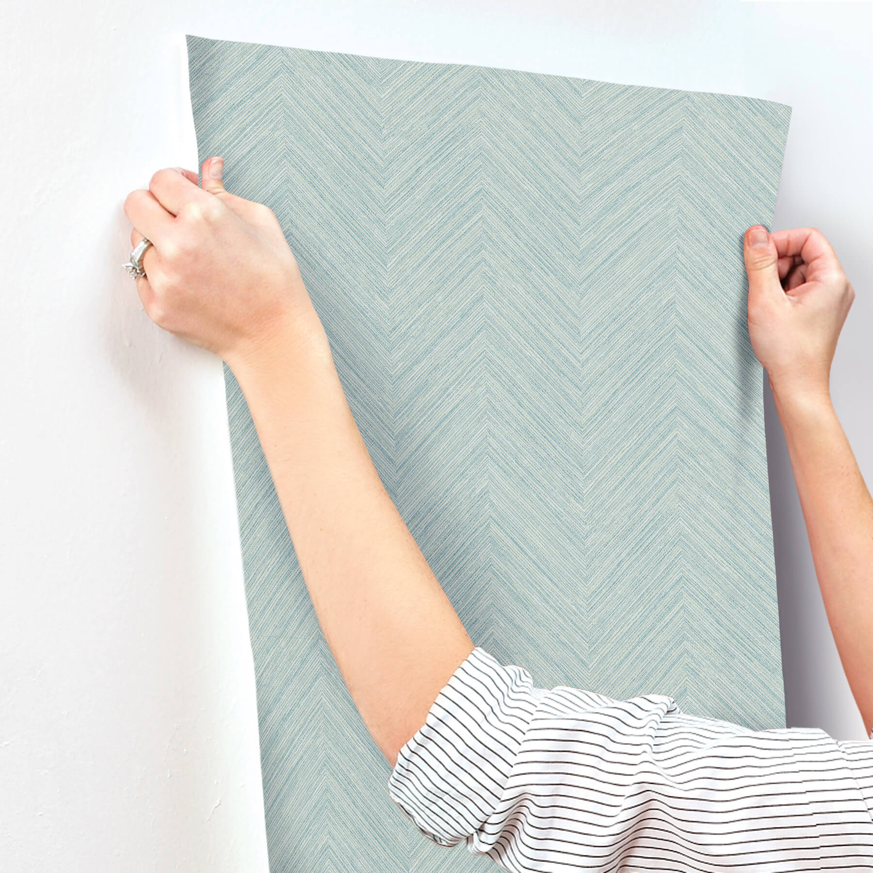caladesi-aqua-linen-chevron-wallpaper-york-wallcoverings-4192-13672 - York Wallcoverings Wallpaper