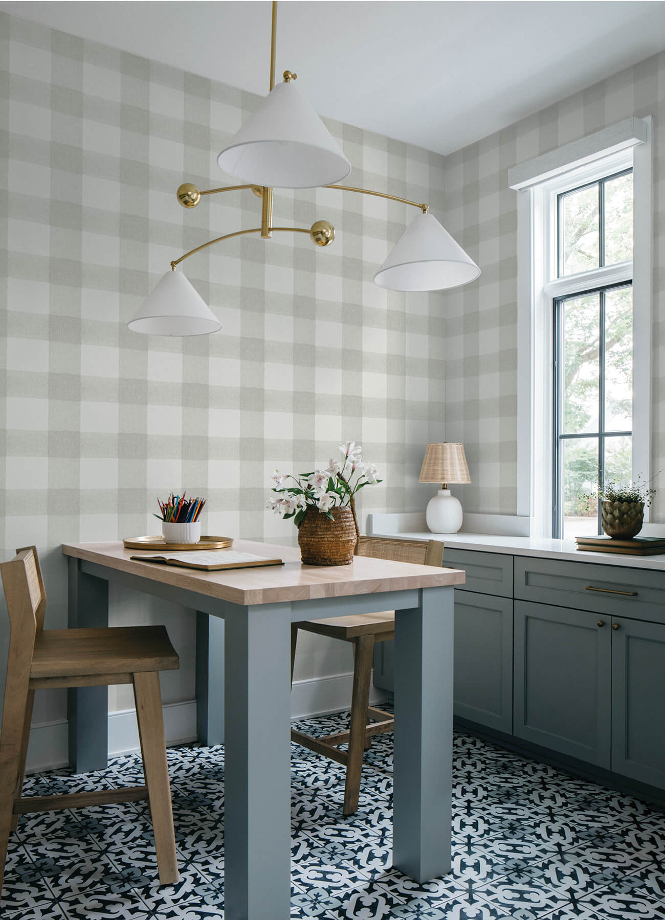 thorpe-light-grey-plaid-wallpaper-york-wallcoverings-4192-83422 - York Wallcoverings Wallpaper