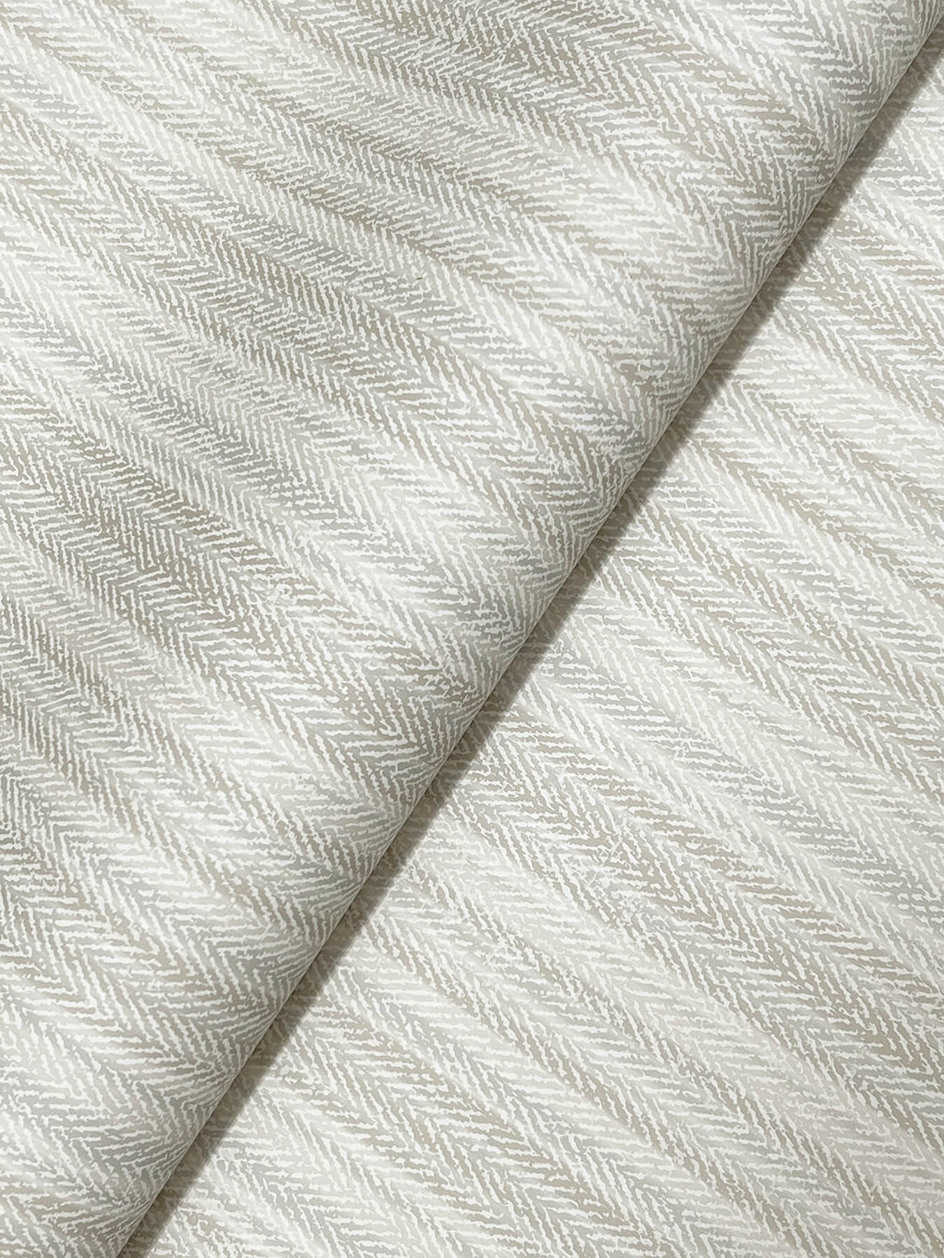 stokes-grey-chevron-stripe-wallpaper-york-wallcoverings-4192-83446 - York Wallcoverings Wallpaper