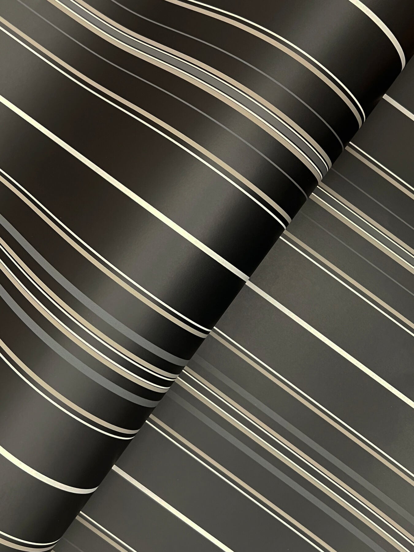 lascelle-black-modern-pinstripe-wallpaper-york-wallcoverings-4192-83453 - York Wallcoverings Wallpaper