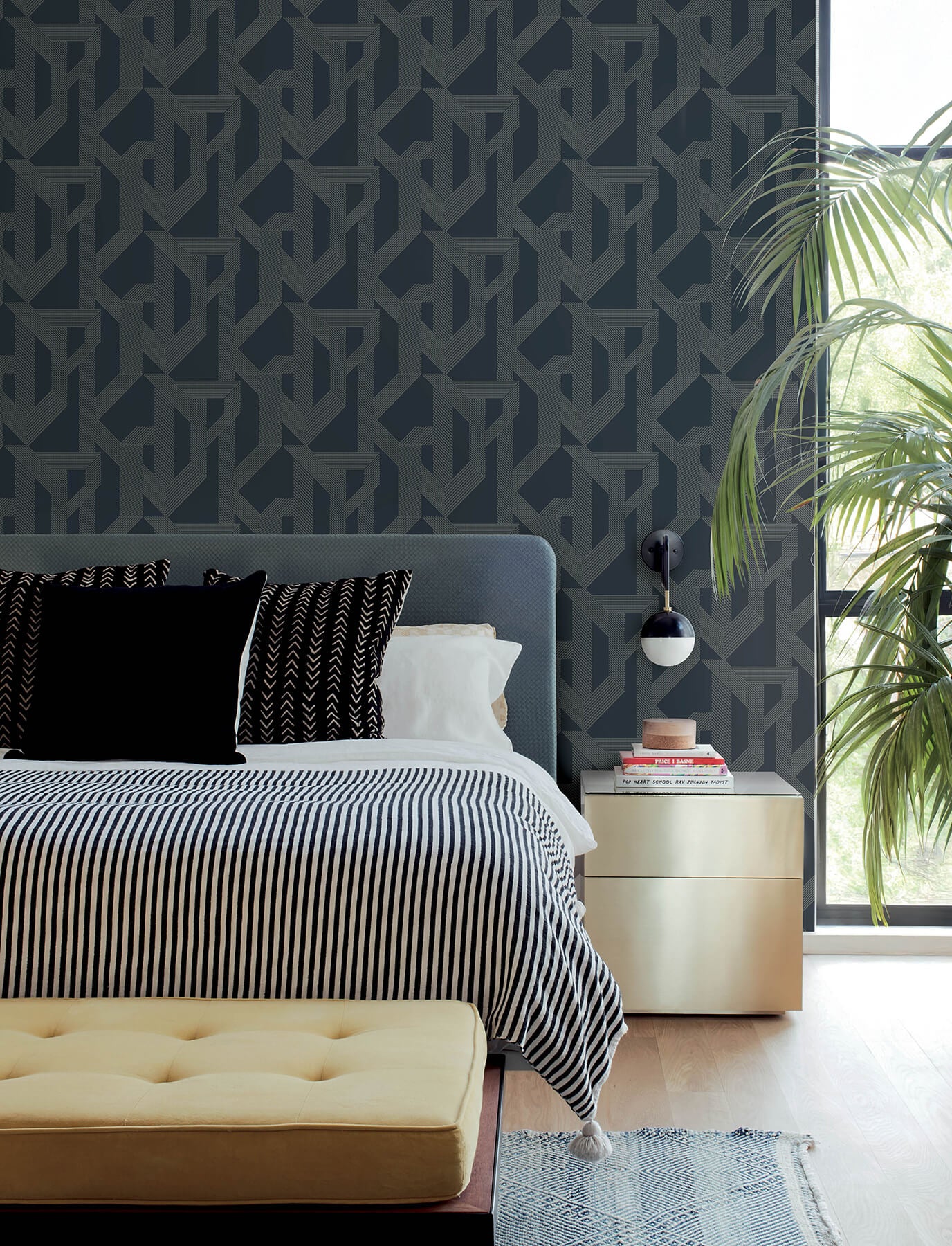 franz-navy-geometric-wallpaper-york-wallcoverings-4198-27802 - York Wallcoverings Wallpaper