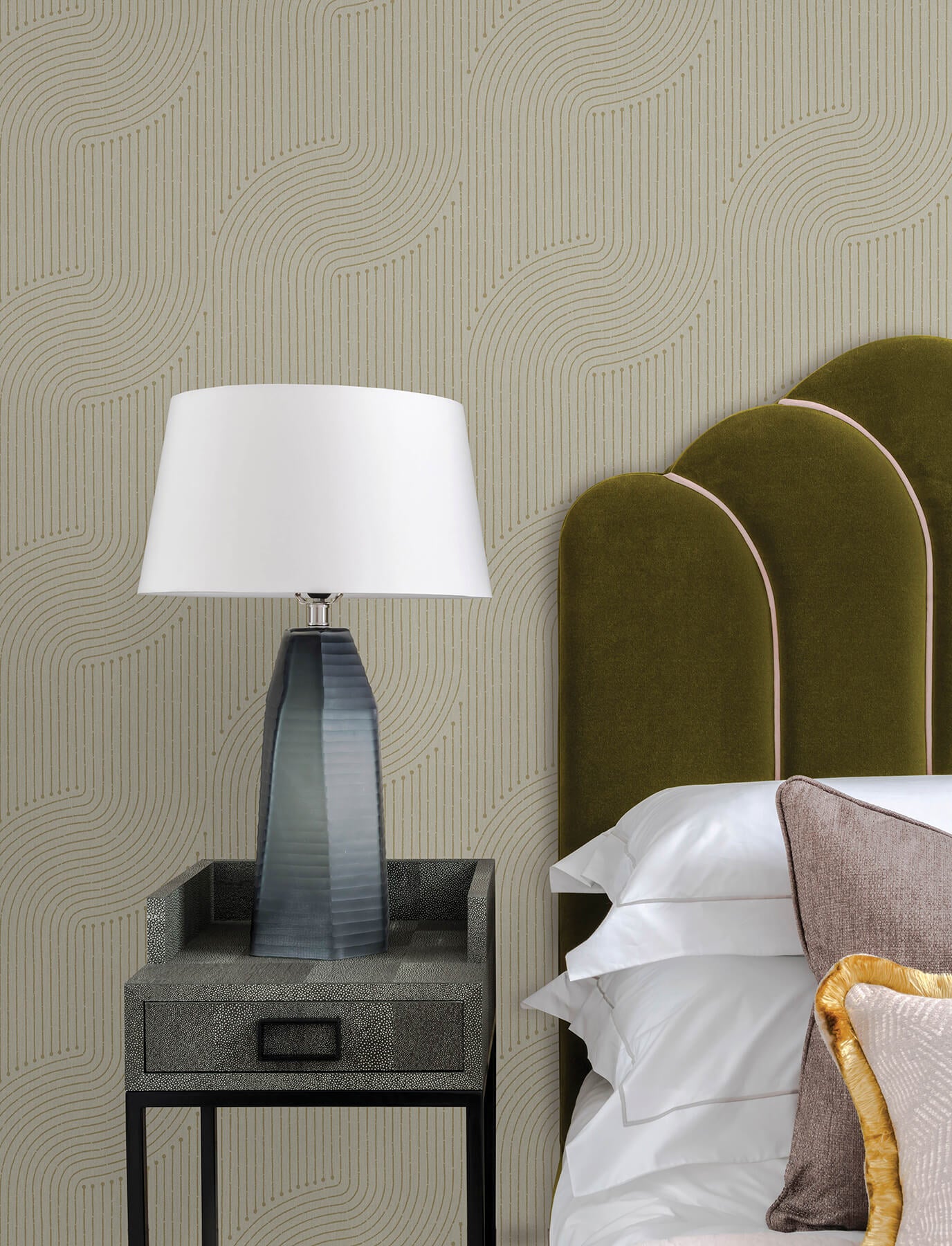 braddock-gold-rhythmic-flow-wallpaper-york-wallcoverings-4198-27809 - York Wallcoverings Wallpaper