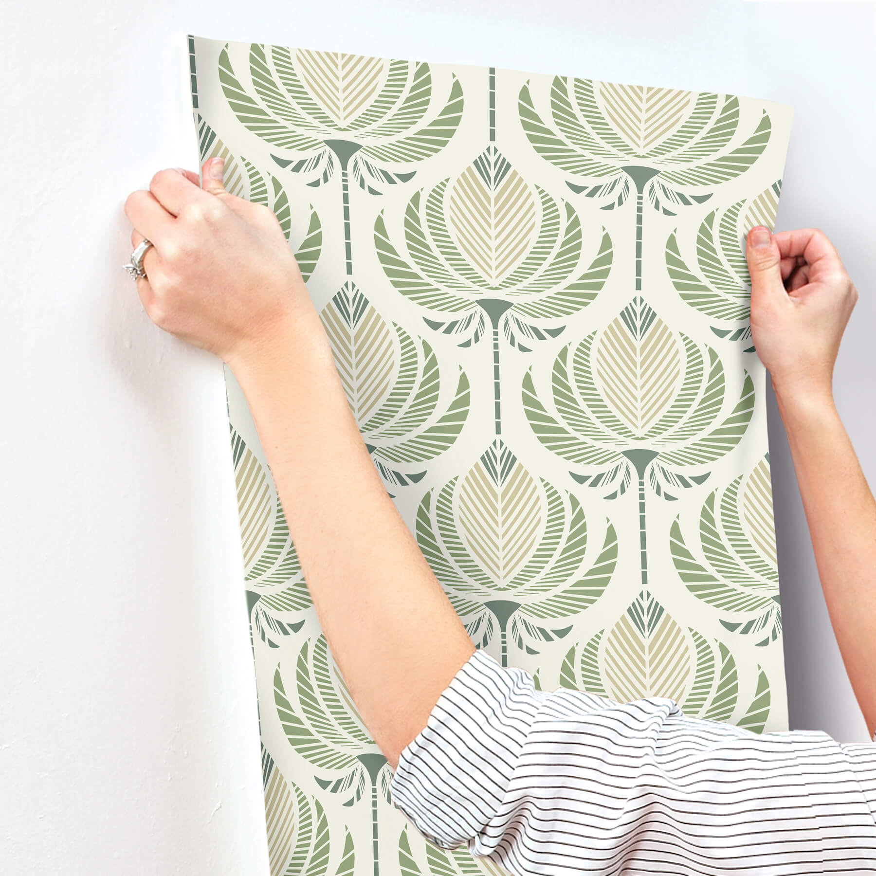 ferrenby-green-floral-fan-wallpaper-york-wallcoverings-4198-27830 - York Wallcoverings Wallpaper