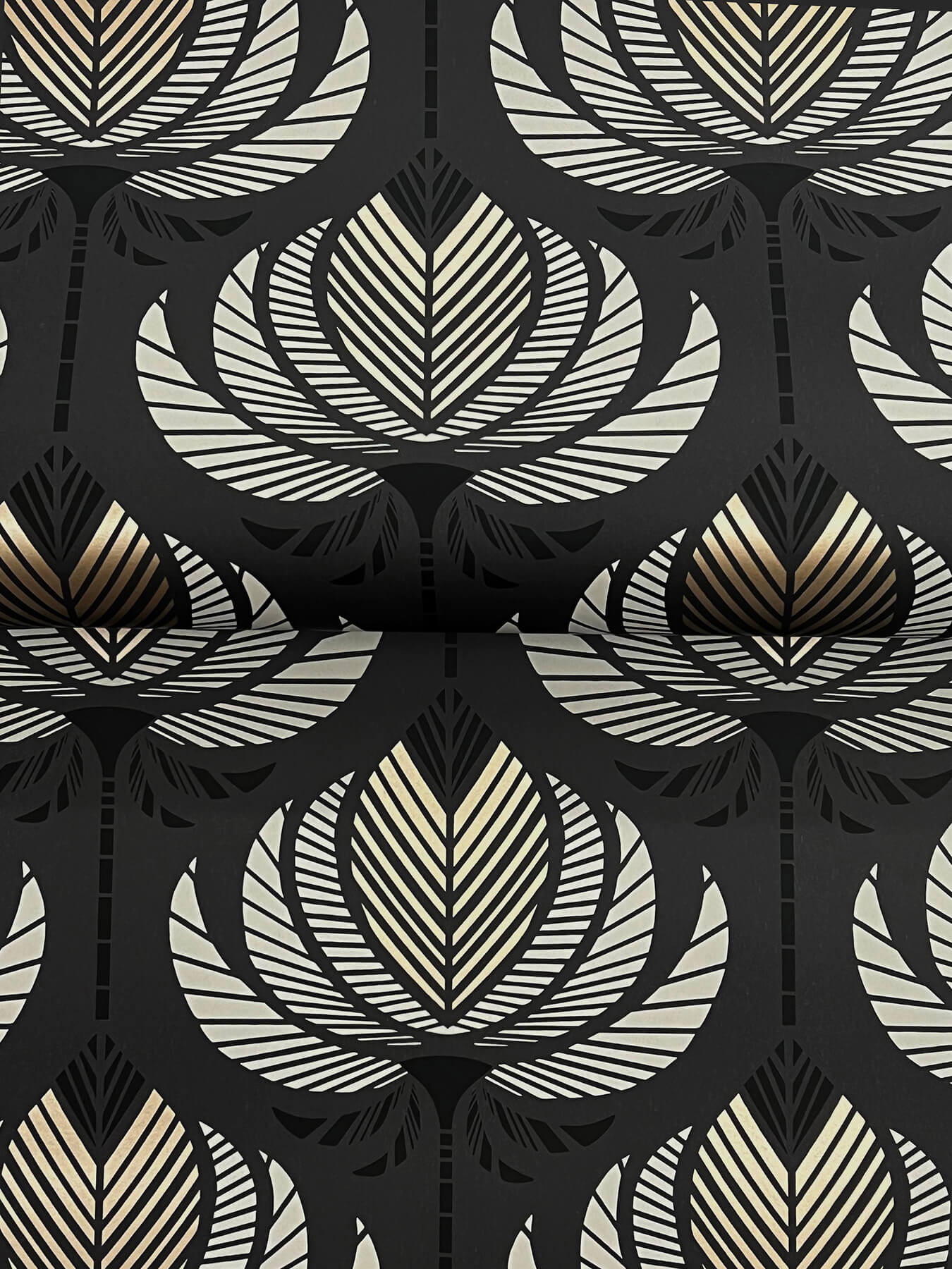 ferrenby-black-floral-fan-wallpaper-york-wallcoverings-4198-27833 - York Wallcoverings Wallpaper