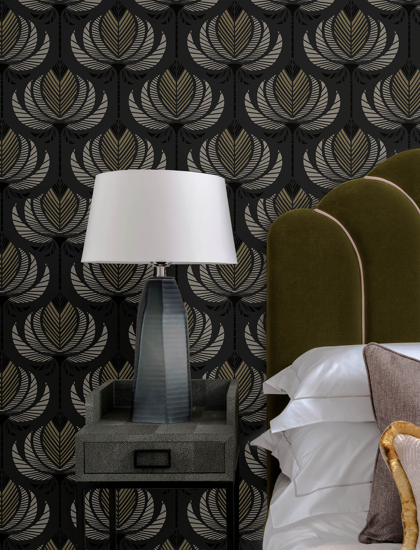 ferrenby-black-floral-fan-wallpaper-york-wallcoverings-4198-27833 - York Wallcoverings Wallpaper