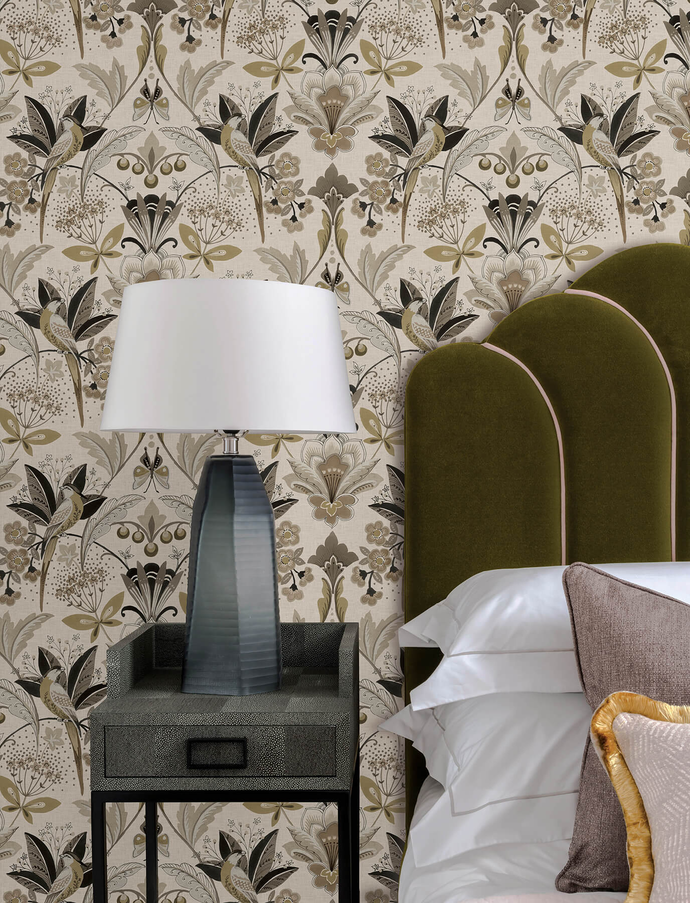 bernadette-black-garden-wilderness-wallpaper-york-wallcoverings-4198-27834 - York Wallcoverings Wallpaper
