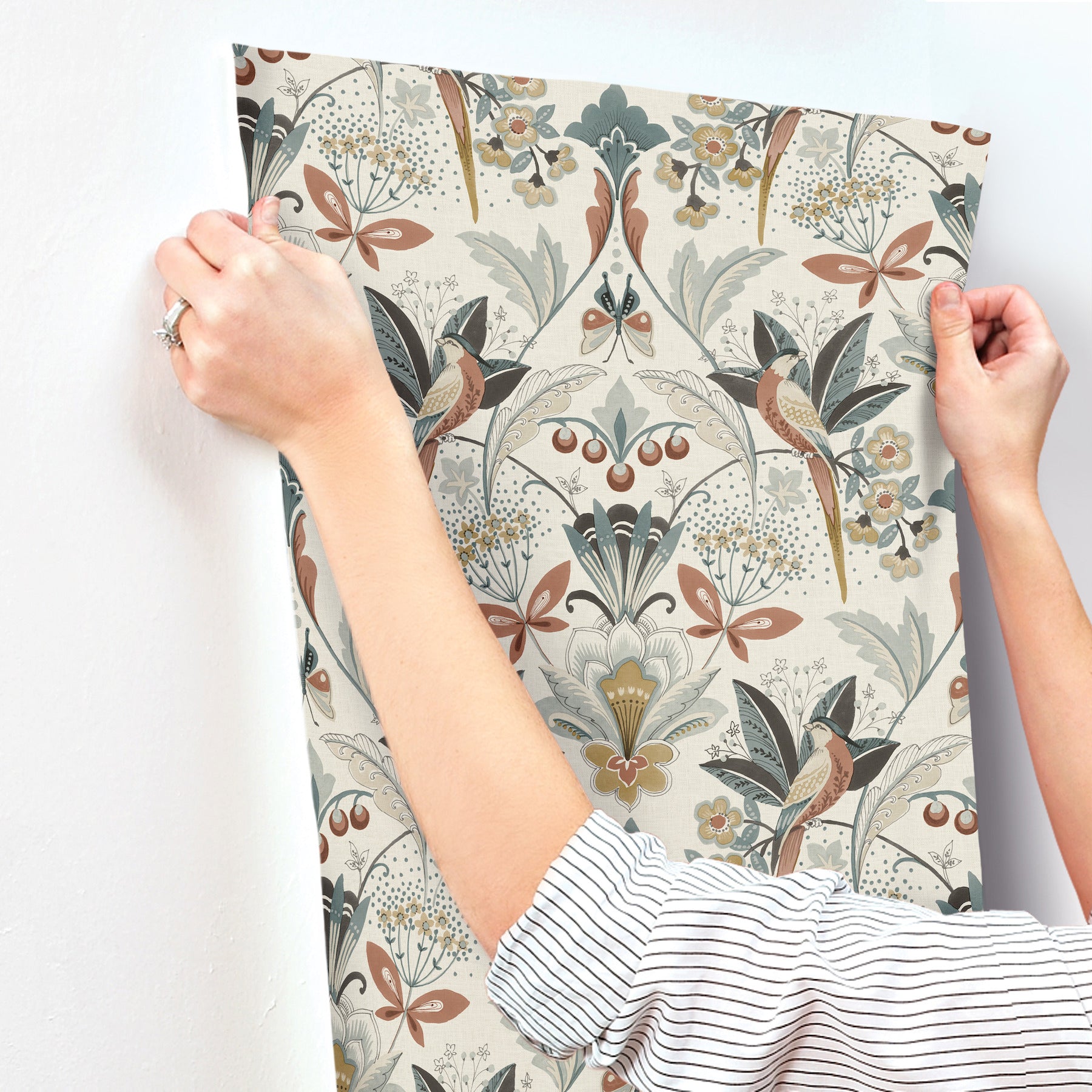 bernadette-rose-garden-wilderness-wallpaper-york-wallcoverings-4198-27837