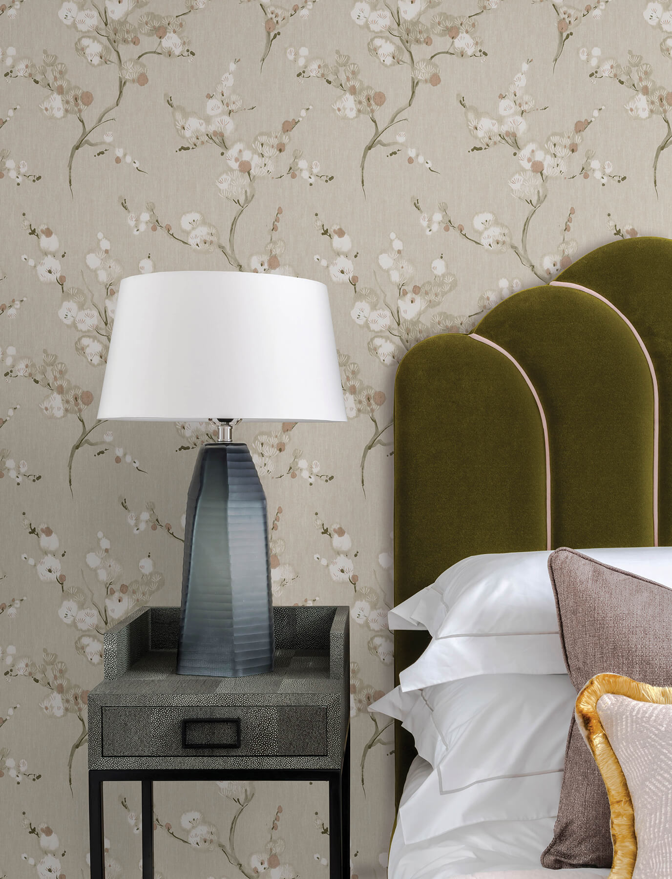 bliss-rose-blossom-wallpaper-york-wallcoverings-4198-27845 - York Wallcoverings Wallpaper