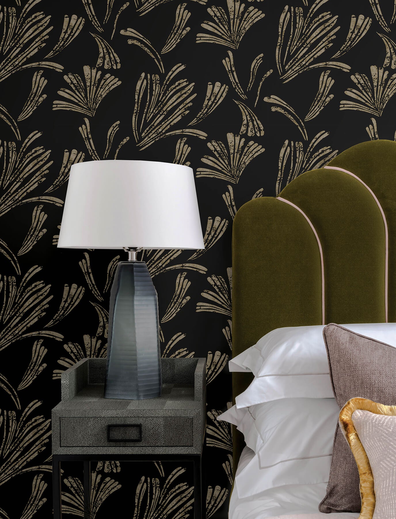 ermine-black-abstract-wallpaper-york-wallcoverings-4198-83473 - York Wallcoverings Wallpaper