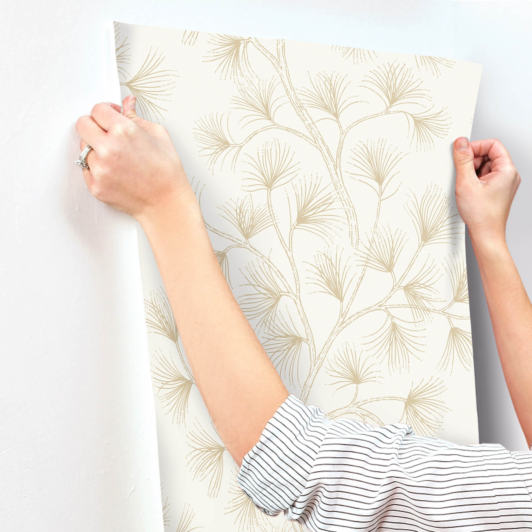 kismine-gold-botanical-trail-wallpaper-york-wallcoverings-4198-83482 - York Wallcoverings Wallpaper