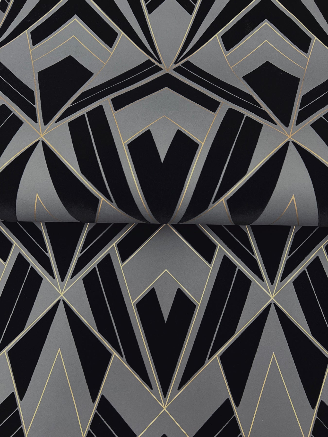 allenby-black-flocked-wallpaper-york-wallcoverings-4198-87401