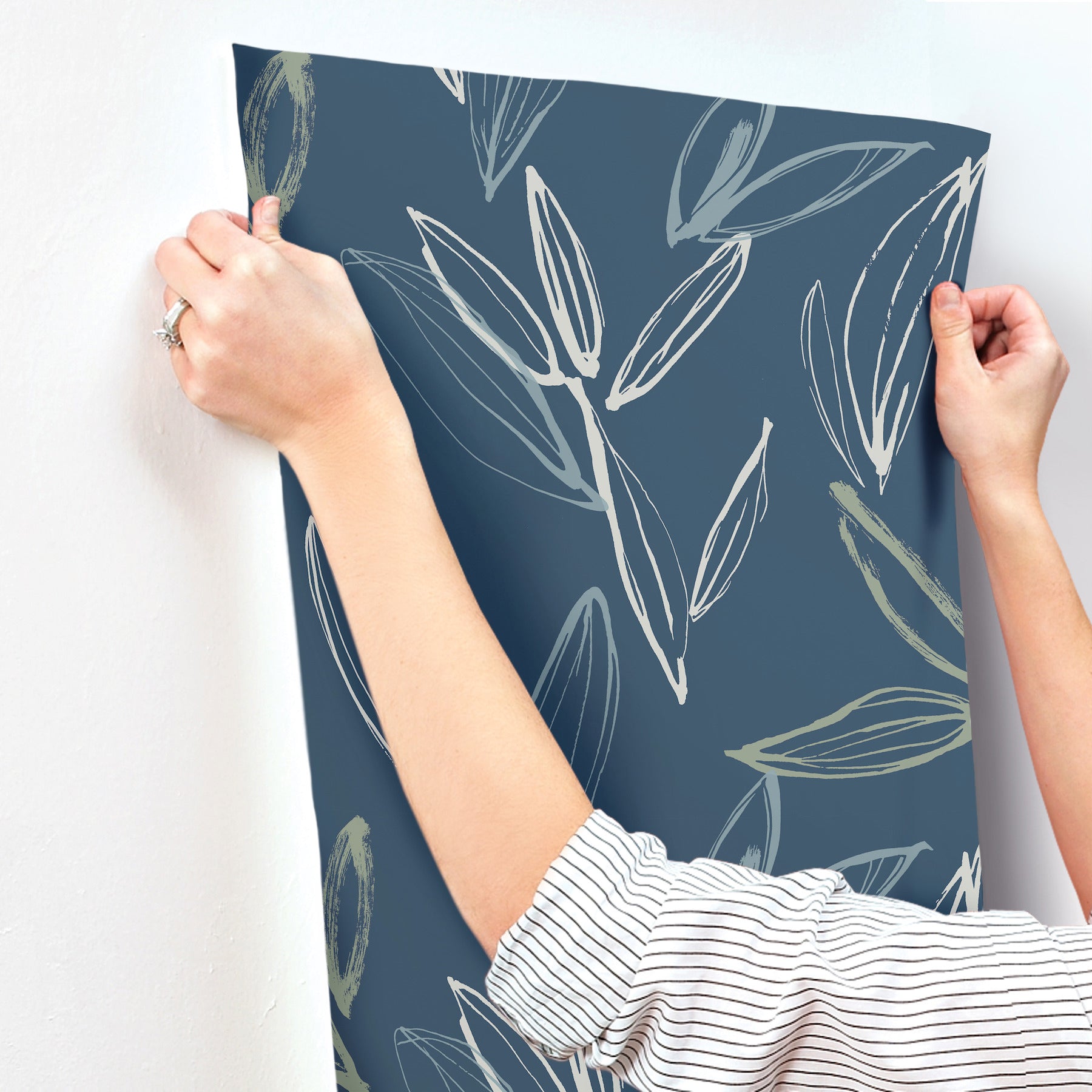 kenia-indigo-leaf-toss-wallpaper-york-wallcoverings-4197-27855 - York Wallcoverings Wallpaper