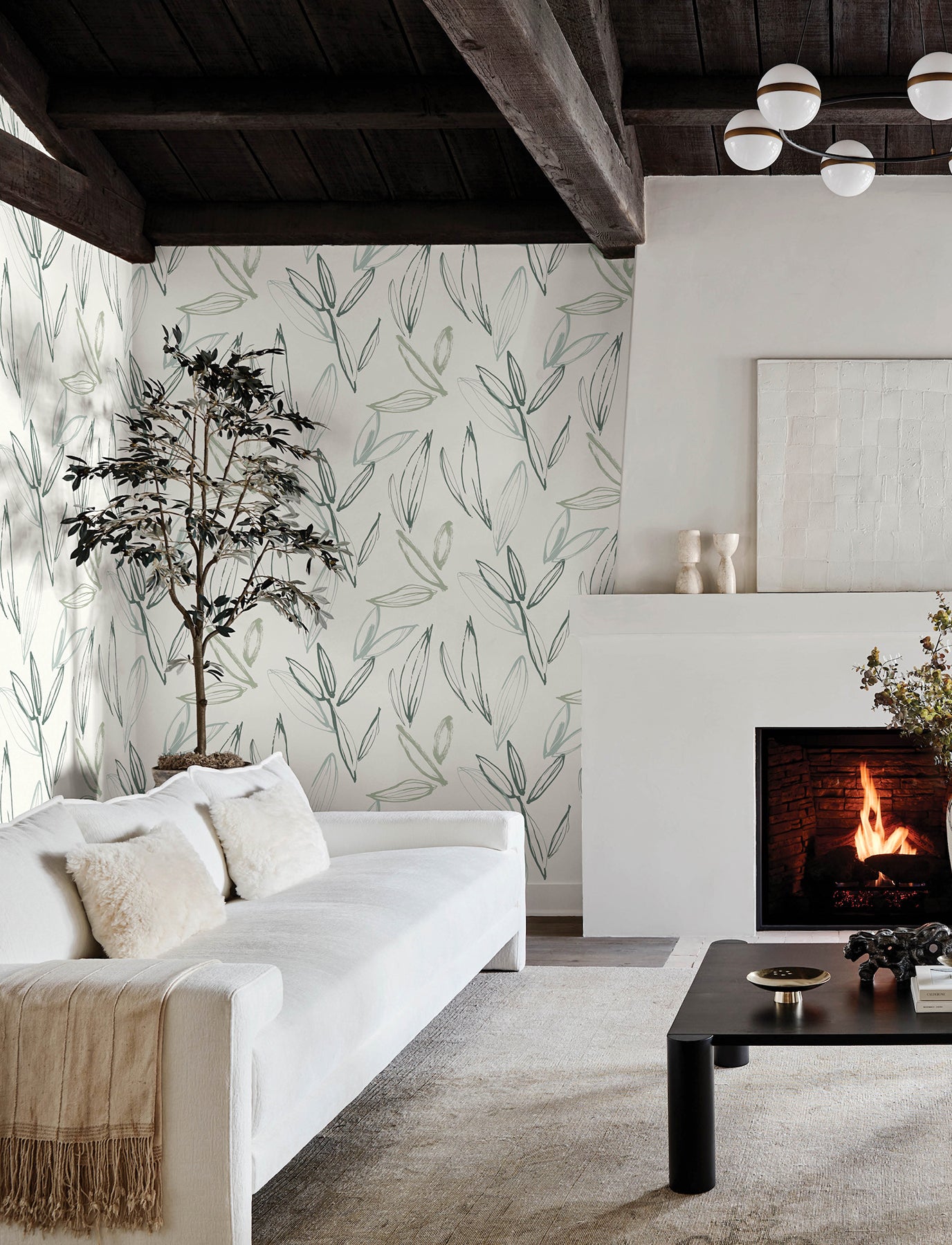 kenia-green-leaf-toss-wallpaper-york-wallcoverings-4197-27856 - York Wallcoverings Wallpaper