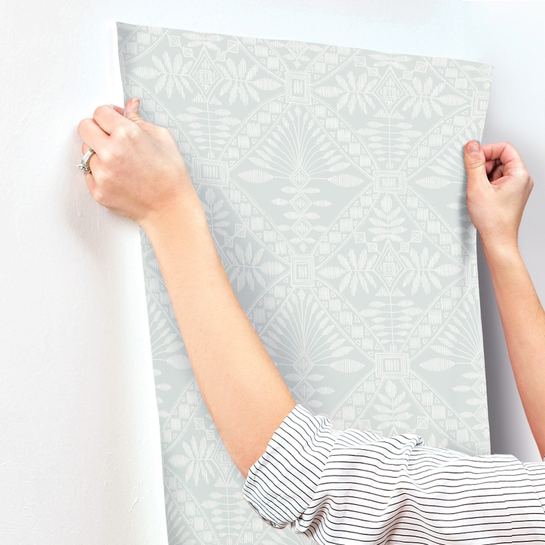 emmarie-light-blue-geometric-wallpaper-york-wallcoverings-4199-27778 - York Wallcoverings Wallpaper