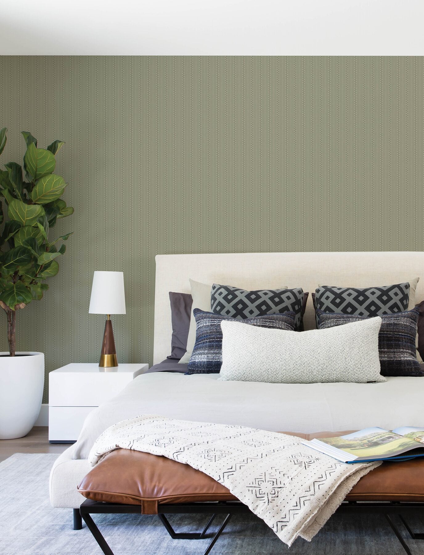 curtis-moss-embellished-stripe-wallpaper-york-wallcoverings-4199-27779 - York Wallcoverings Wallpaper