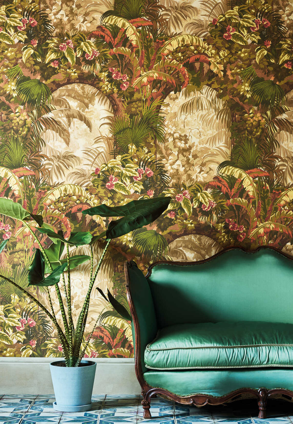 Hispalis - Khaki Multi - COLE & SON Wallpaper
