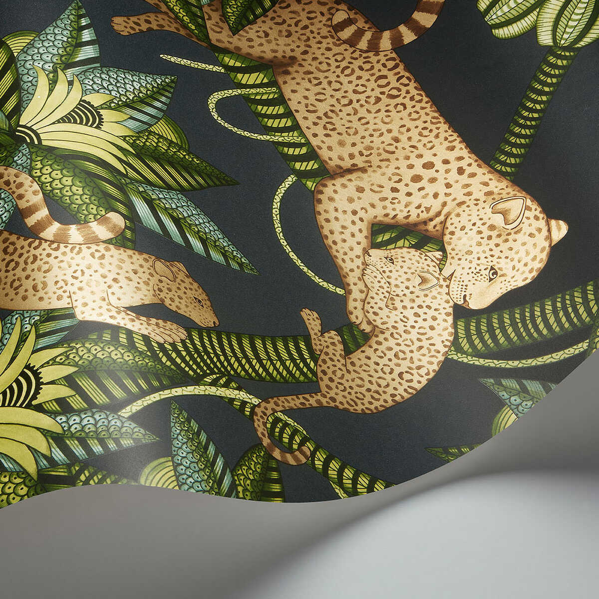 Satara - Sprgrn&Mtbrnz/Chrcl - COLE & SON Wallpaper