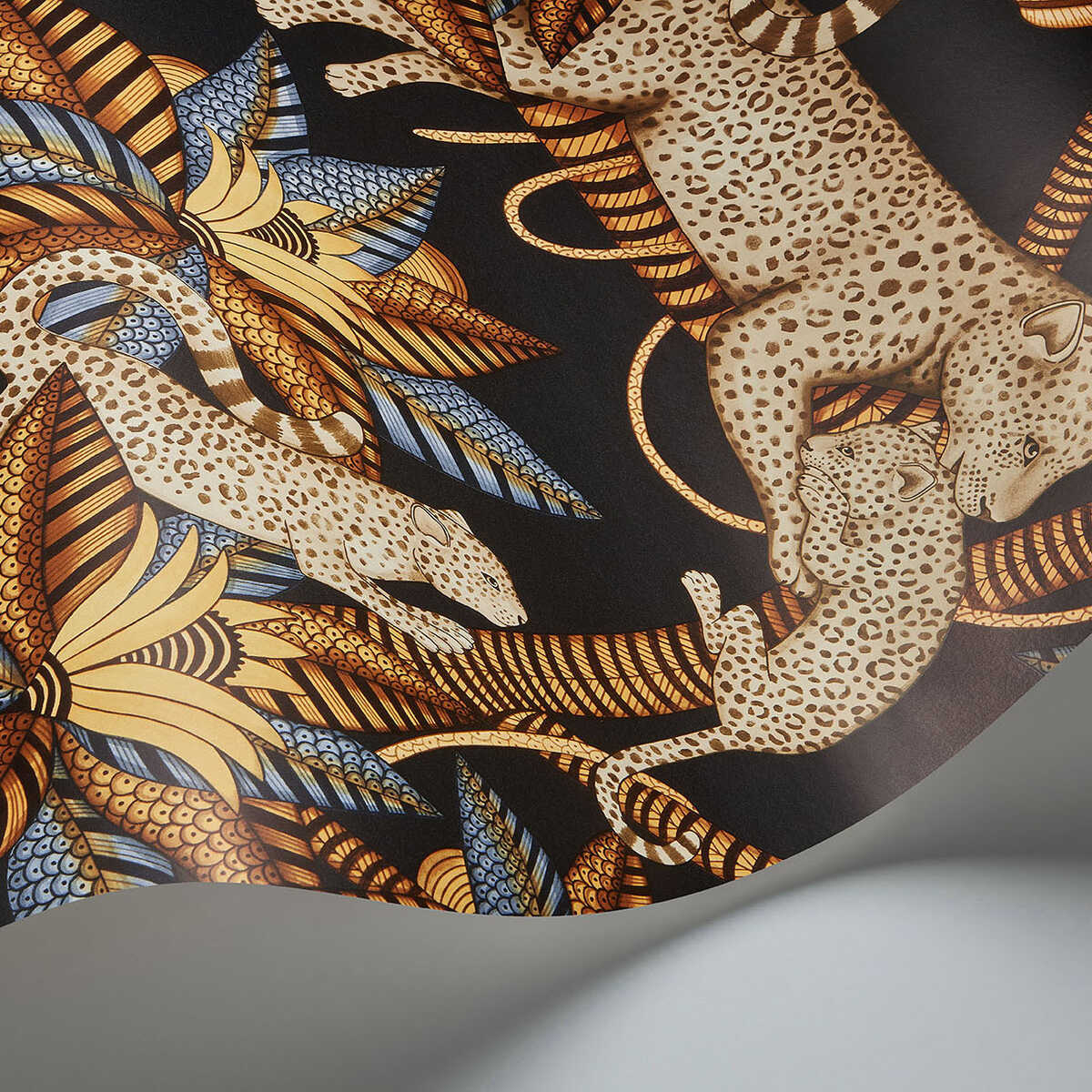 Satara - Brntorng&Snd/Blck - COLE & SON Wallpaper