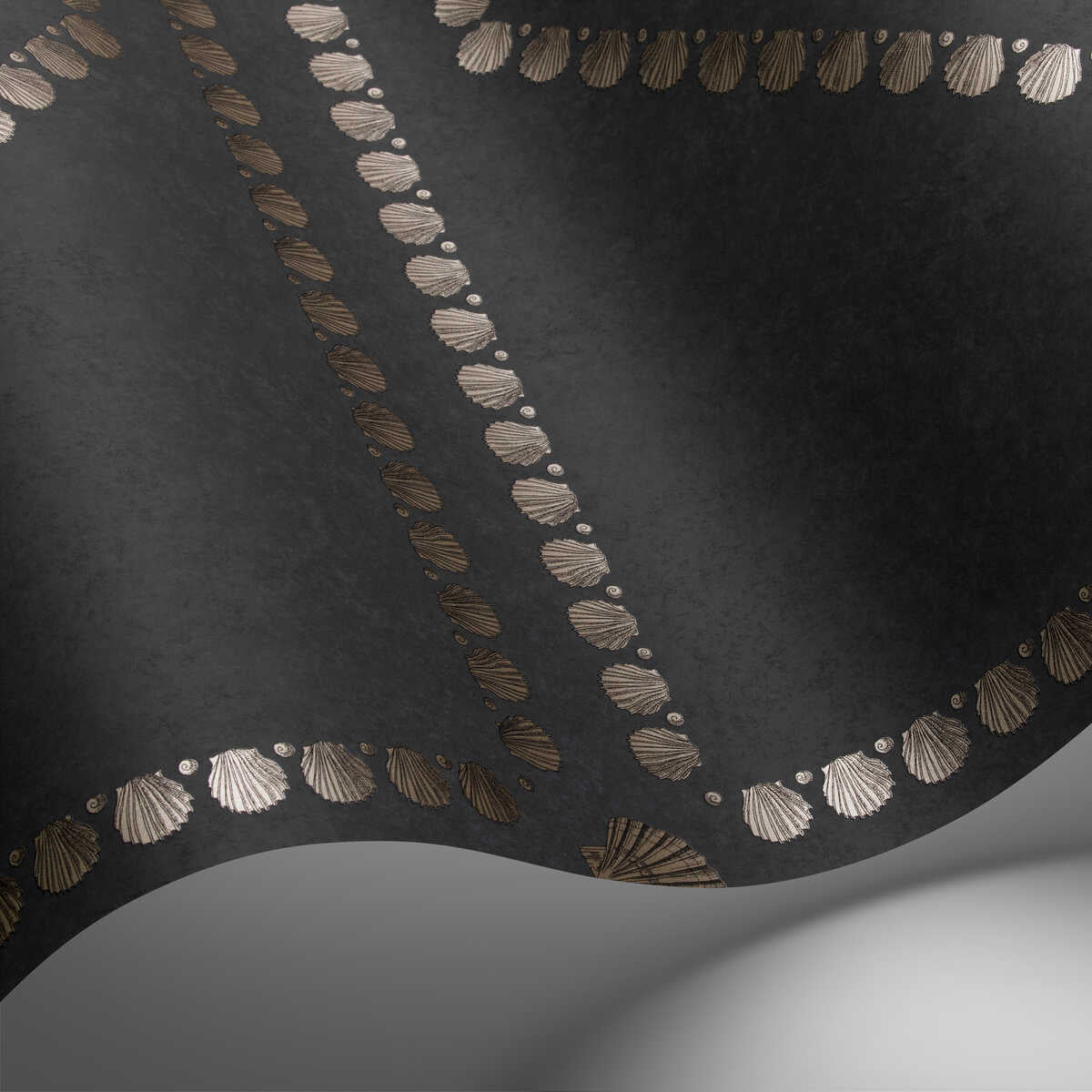 Conchiglie - Charcoal - COLE & SON Wallpaper