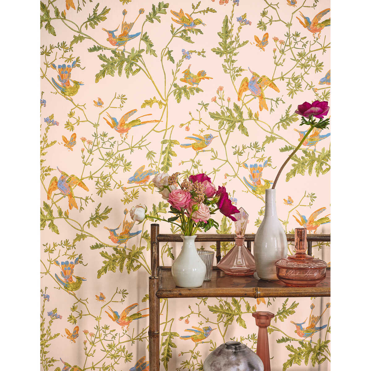 Hummingbirds - Blush/Blue - COLE & SON Wallpaper