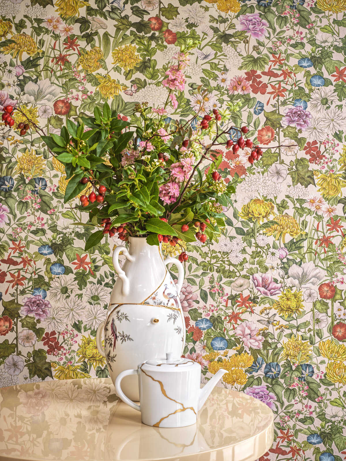 Flora Province - Taupe - COLE & SON Wallpaper