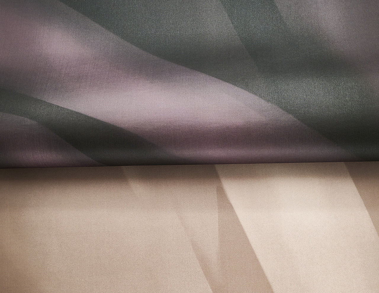 DRAMA-GRAPHITE-GLOW-ON-VINYL-METALWORKS-PHILLIP-JEFFRIES-35803 - Phillip Jeffries Wallpaper Wallcovering